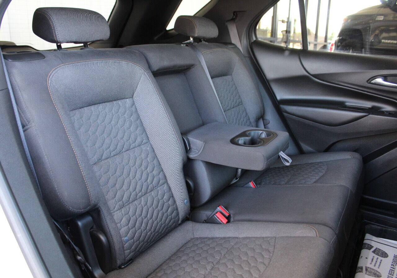 2020 White Chevrolet Equinox LT AWD (3GNAXUEVXLS) with an 1.5L L4 DOHC 16V TURBO engine, 6A transmission, located at 4301 NW 39th , Oklahoma City, OK, 73112, (405) 949-5600, 35.512135, -97.598671 - NO DRIVERS LICENCE -NO FULL COVERAGE INSURANCE - NO CREDIT CHECK. COME ON OVER TO SUPERSPORTS, TAKE A LOOK AND TEST DRIVE. PLEASE GIVE US A CALL AT (405) 949-5600. NO LICENCIA DE CONDUCIR - NO SEGURO DE COBERTURA TOTAL - NO VERIFICACION DE CREDITO. VISITENOS EN SUPERSPORTS, MIRE NUESTRO NUEVO I - Photo#11