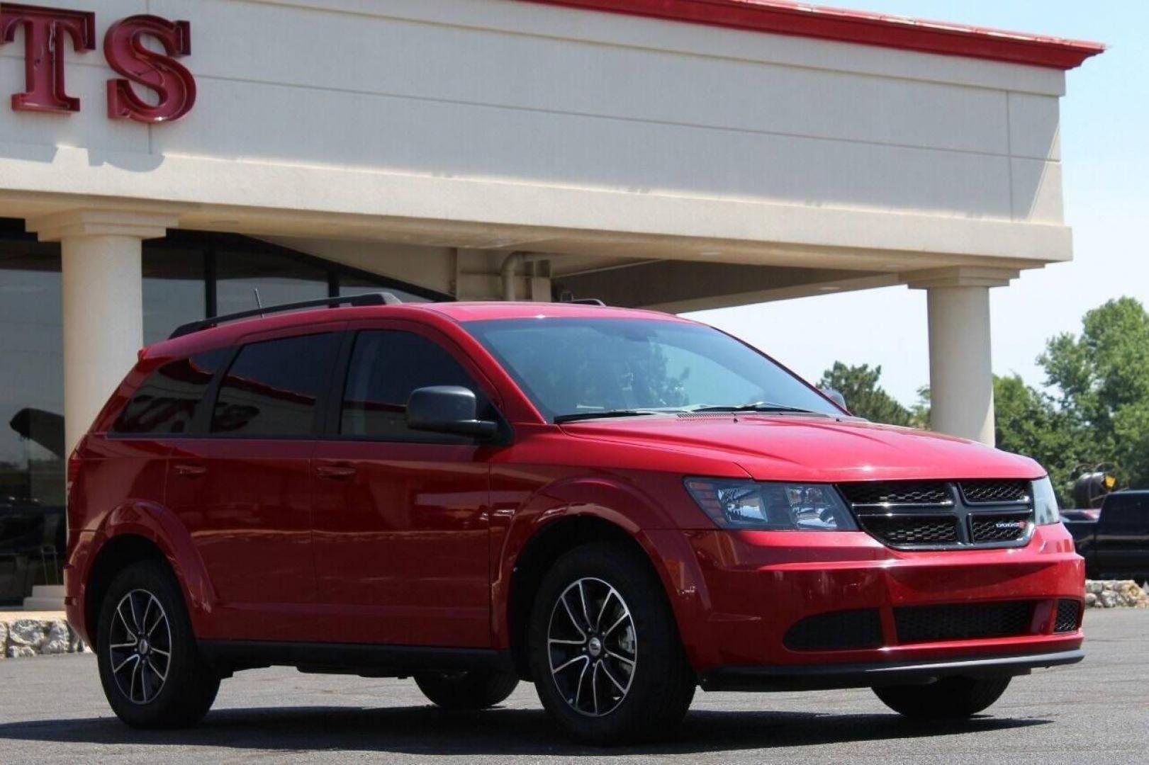 2018 Red Dodge Journey SE (3C4PDCAB3JT) with an 2.4L L4 DOHC 16V engine, 4A transmission, located at 4301 NW 39th , Oklahoma City, OK, 73112, (405) 949-5600, 35.512135, -97.598671 - Photo#2
