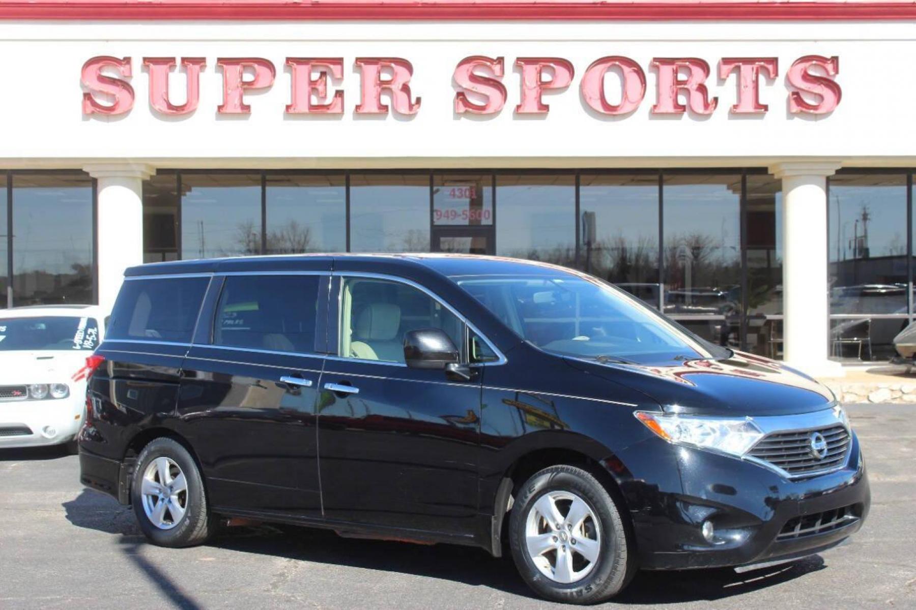 2012 Nissan Quest Pictures