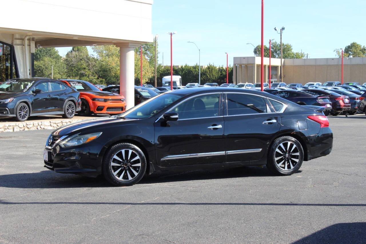 2017 Black Nissan Altima 2.5 S (1N4AL3AP9HC) with an 2.5L L4 DOHC 16V engine, CVT transmission, located at 4301 NW 39th , Oklahoma City, OK, 73112, (405) 949-5600, 35.512135, -97.598671 - Photo#5