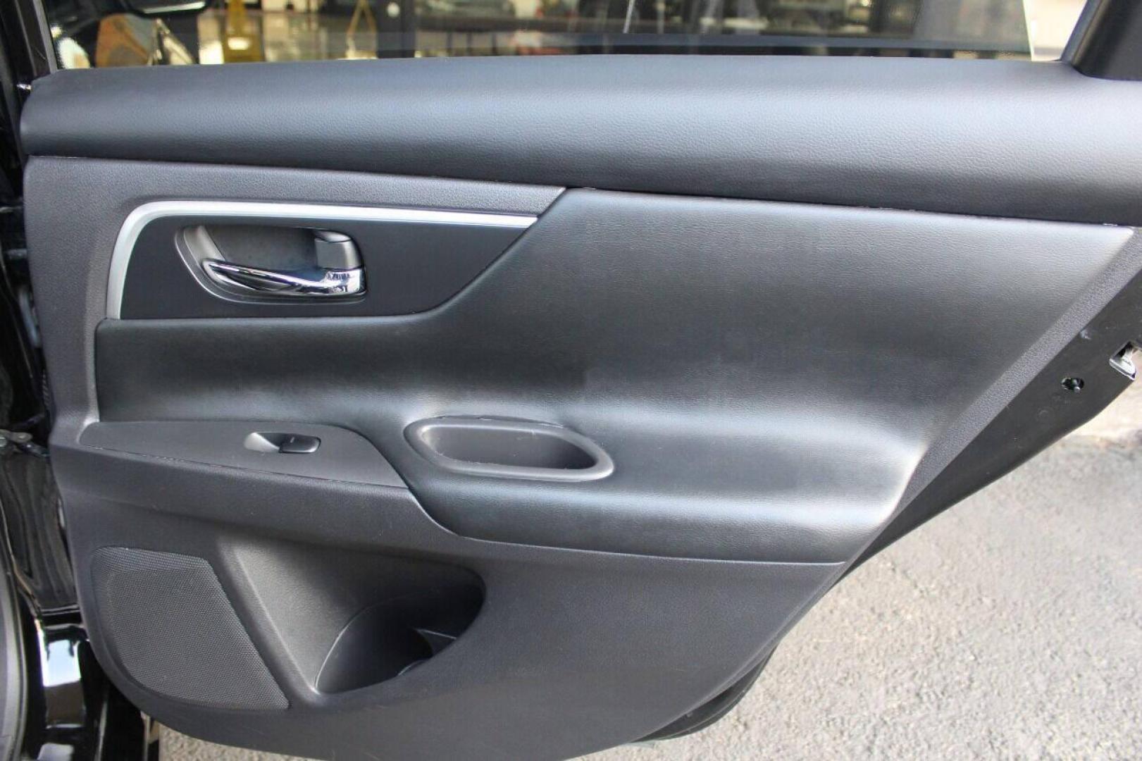 2017 Black Nissan Altima 2.5 S (1N4AL3AP9HC) with an 2.5L L4 DOHC 16V engine, CVT transmission, located at 4301 NW 39th , Oklahoma City, OK, 73112, (405) 949-5600, 35.512135, -97.598671 - 4 new tiers. NO DRIVERS LICENCE -NO FULL COVERAGE INSURANCE - NO CREDIT CHECK. COME ON OVER TO SUPERSPORTS, TAKE A LOOK AND TEST DRIVE. PLEASE GIVE US A CALL AT (405) 949-5600. NO LICENCIA DE CONDUCIR - NO SEGURO DE COBERTURA TOTAL - NO VERIFICACION DE CREDITO. VISITENOS EN SUPERS - Photo#10