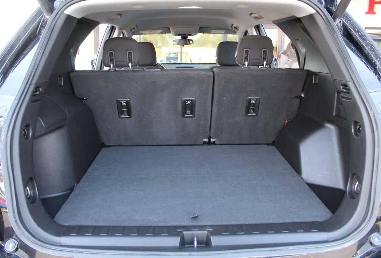 2018 Black Chevrolet Equinox LT AWD (2GNAXSEV7J6) with an 1.5L L4 DIR DOHC 16V TURBO engine, 6A transmission, located at 4301 NW 39th , Oklahoma City, OK, 73112, (405) 949-5600, 35.512135, -97.598671 - NO DRIVERS LICENCE -NO FULL COVERAGE INSURANCE - NO CREDIT CHECK. COME ON OVER TO SUPERSPORTS, TAKE A LOOK AND TEST DRIVE. PLEASE GIVE US A CALL AT (405) 949-5600. NO LICENCIA DE CONDUCIR - NO SEGURO DE COBERTURA TOTAL - NO VERIFICACION DE CREDITO. VISITENOS EN SUPERSPORTS, MIRE NUESTRO - Photo#13