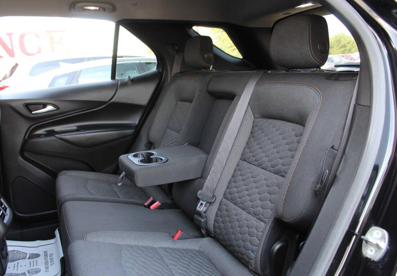 2018 Black Chevrolet Equinox LT AWD (2GNAXSEV7J6) with an 1.5L L4 DIR DOHC 16V TURBO engine, 6A transmission, located at 4301 NW 39th , Oklahoma City, OK, 73112, (405) 949-5600, 35.512135, -97.598671 - NO DRIVERS LICENCE -NO FULL COVERAGE INSURANCE - NO CREDIT CHECK. COME ON OVER TO SUPERSPORTS, TAKE A LOOK AND TEST DRIVE. PLEASE GIVE US A CALL AT (405) 949-5600. NO LICENCIA DE CONDUCIR - NO SEGURO DE COBERTURA TOTAL - NO VERIFICACION DE CREDITO. VISITENOS EN SUPERSPORTS, MIRE NUESTRO - Photo#15