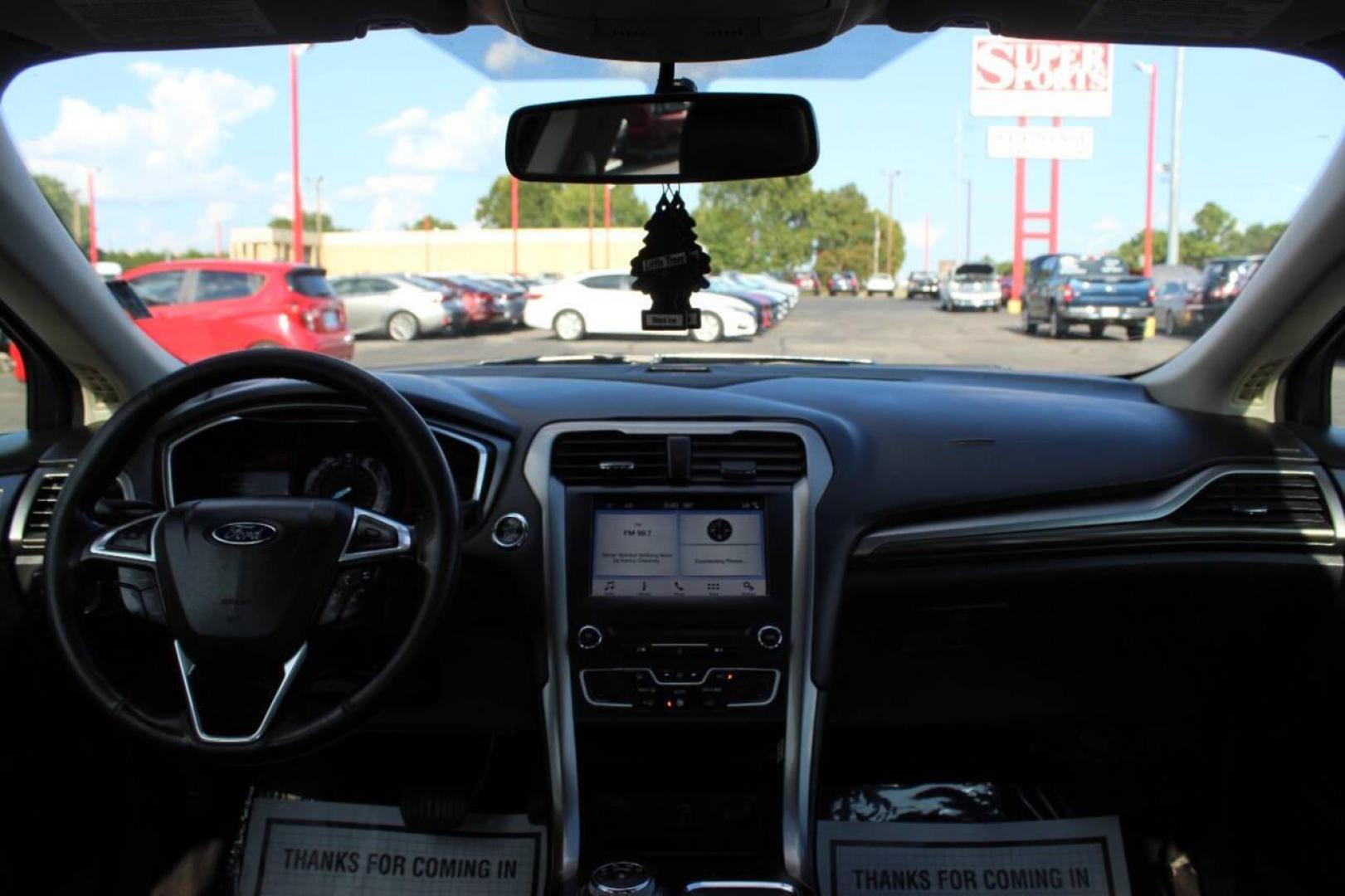 2017 Blue Ford Fusion SE (3FA6P0HD3HR) with an 1.5L L4 DOHC 16V engine, 6A transmission, located at 4301 NW 39th , Oklahoma City, OK, 73112, (405) 949-5600, 35.512135, -97.598671 - NO DRIVERS LICENCE -NO FULL COVERAGE INSURANCE - NO CREDIT CHECK. COME ON OVER TO SUPERSPORTS, TAKE A LOOK AND TEST DRIVE. PLEASE GIVE US A CALL AT (405) 949-5600. NO LICENCIA DE CONDUCIR - NO SEGURO DE COBERTURA TOTAL - NO VERIFICACION DE CREDITO. VISITENOS EN SUPERSPORTS, MIRE NUESTRO - Photo#17