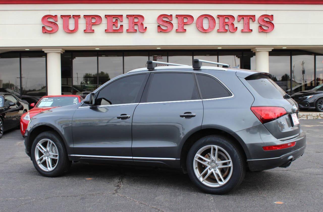 2015 Gray Audi Q5 2.0T Premium Plus quattro (WA1LFAFP3FA) with an 2.0L I4 Turbocharger 2.0L I4 engine, Automatic 8-Speed transmission, located at 4301 NW 39th , Oklahoma City, OK, 73112, (405) 949-5600, 35.512135, -97.598671 - Hablamos espanol. SPEND SMART --- BUY FROM SUPER SPORTS. ALL PRICES, DOWN PAYMENTS, PAYMENTS, AND FINANCE TERMS ARE NEGOTIABLE AT THE TIME OF APPROVAL. WE WILL WORK WITH YOU TO FIT YOUR BUDGET. WE WILL EVEN LOWER AND ADJUST THE NUMBERS TO HELP MAKE THE VE HICLE MORE AFFORDABLE FOR YOU.- Photo#4