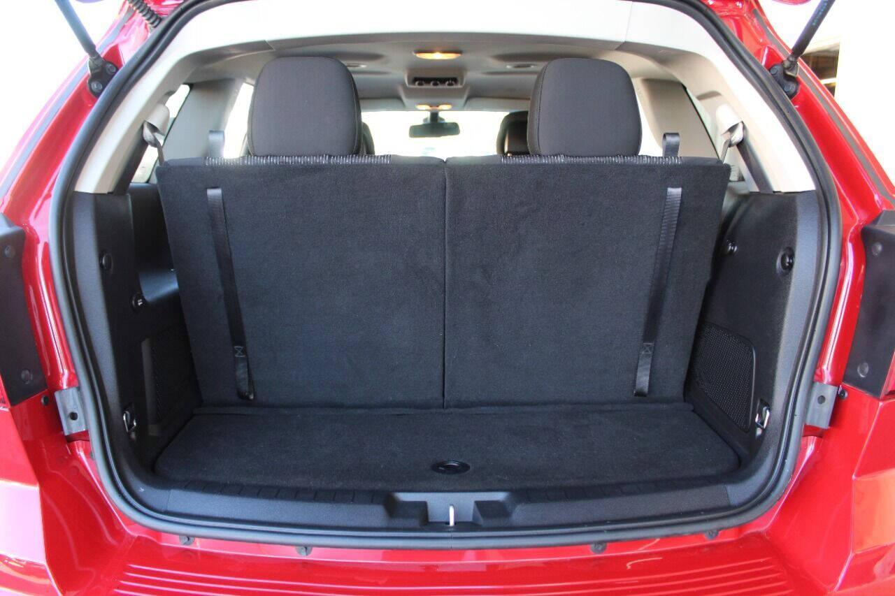 2020 Red Dodge Journey SE Value (3C4PDCAB5LT) with an 2.4L L4 DOHC 16V engine, 6A transmission, located at 4301 NW 39th , Oklahoma City, OK, 73112, (405) 949-5600, 35.512135, -97.598671 - NO DRIVERS LICENCE NO-FULL COVERAGE INSURANCE-NO CREDIT CHECK. COME ON OVER TO SUPERSPORTS AND TAKE A LOOK AND TEST DRIVE. PLEASE GIVE US A CALL AT (405) 949-5600. NO LICENSIA DE MANEJAR- NO SEGURO DE COBERTURA TOTAL- NO VERIFICACCION DE CREDITO. POR FAVOR VENGAN A SUPERSPORTS, ECHE UN - Photo#33