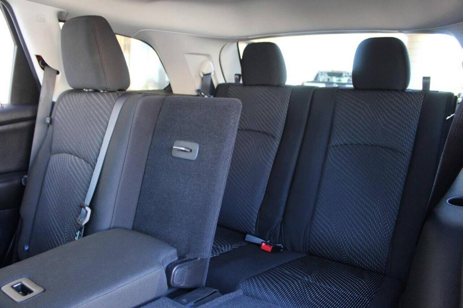2020 Red Dodge Journey SE Value (3C4PDCAB5LT) with an 2.4L L4 DOHC 16V engine, 6A transmission, located at 4301 NW 39th , Oklahoma City, OK, 73112, (405) 949-5600, 35.512135, -97.598671 - NO DRIVERS LICENCE NO-FULL COVERAGE INSURANCE-NO CREDIT CHECK. COME ON OVER TO SUPERSPORTS AND TAKE A LOOK AND TEST DRIVE. PLEASE GIVE US A CALL AT (405) 949-5600. NO LICENSIA DE MANEJAR- NO SEGURO DE COBERTURA TOTAL- NO VERIFICACCION DE CREDITO. POR FAVOR VENGAN A SUPERSPORTS, EC - Photo#36