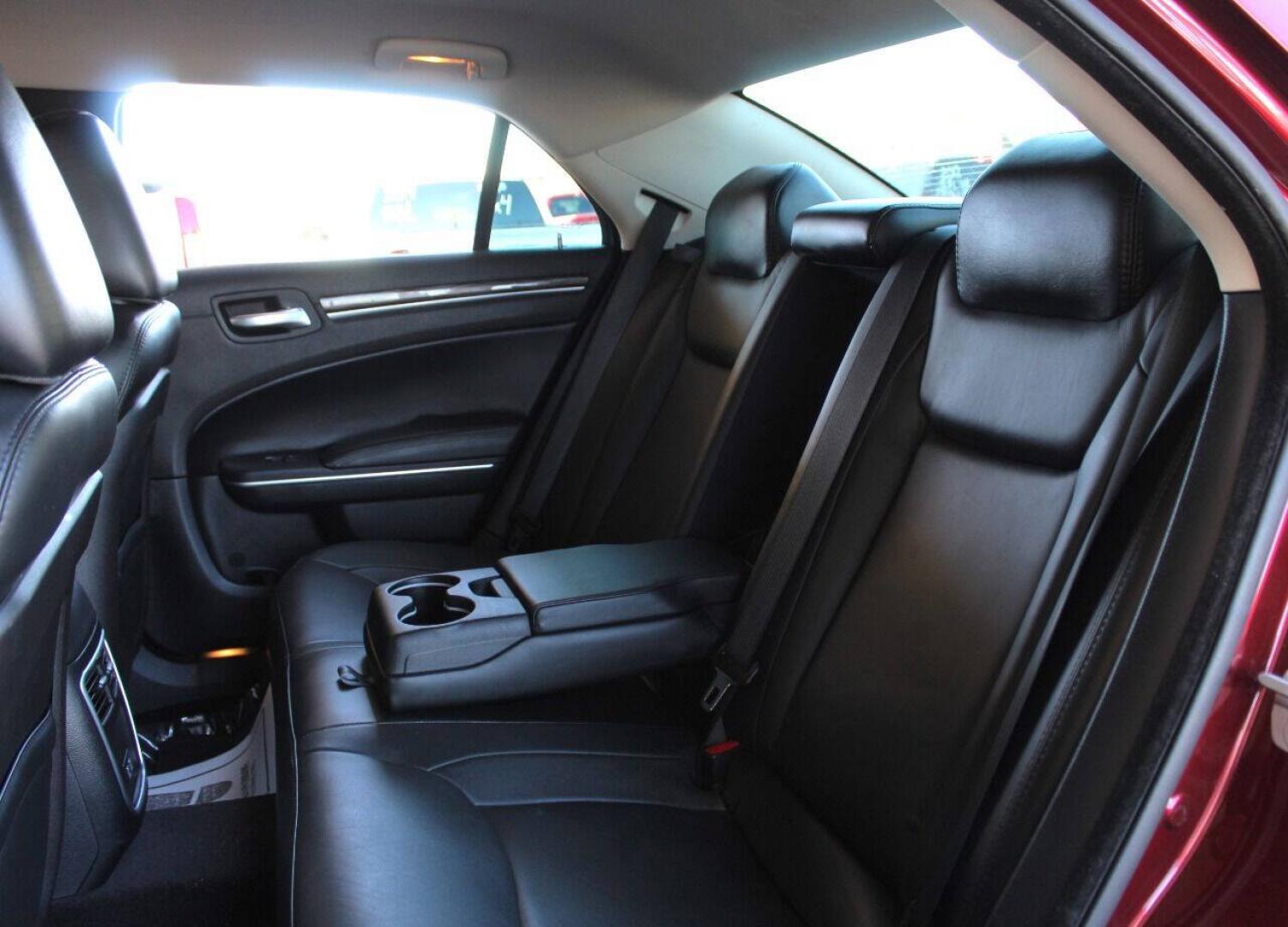 2015 Maroon Chrysler 300 Limited RWD (2C3CCAAG6FH) with an 3.6L V6 3.6L V6 engine, Automatic 8-Speed transmission, located at 4301 NW 39th , Oklahoma City, OK, 73112, (405) 949-5600, 35.512135, -97.598671 - Hablamos espanol. SPEND SMART --- BUY FROM SUPER SPORTS. ALL PRICES, DOWN PAYMENTS, PAYMENTS, AND FINANCE TERMS ARE NEGOTIABLE AT THE TIME OF APPROVAL. WE WILL WORK WITH YOU TO FIT YOUR BUDGET. WE WILL EVEN LOWER AND ADJUST THE NUMBERS TO HELP MAKE THE VEHICLE MORE AFFORDABLE FOR YOU.- Photo#13