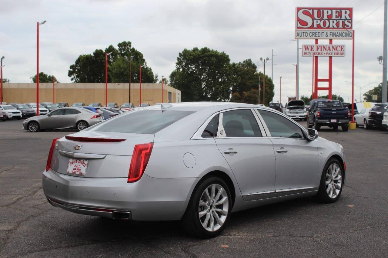 2017 Silver Cadillac XTS Luxury FWD (2G61M5S37H9) with an 3.6L V6 3.6L V6 engine, Automatic 6-Speed transmission, located at 4301 NW 39th , Oklahoma City, OK, 73112, (405) 949-5600, 35.512135, -97.598671 - NO DRIVERS LICENCE -NO FULL COVERAGE INSURANCE - NO CREDIT CHECK. COME ON OVER TO SUPERSPORTS, TAKE A LOOK AND TEST DRIVE. PLEASE GIVE US A CALL AT (405) 949-5600. NO LICENCIA DE CONDUCIR - NO SEGURO DE COBERTURA TOTAL - NO VERIFICACION DE CREDITO. VISITENOS EN SUPERSPORTS, MIRE NUESTRO - Photo#3