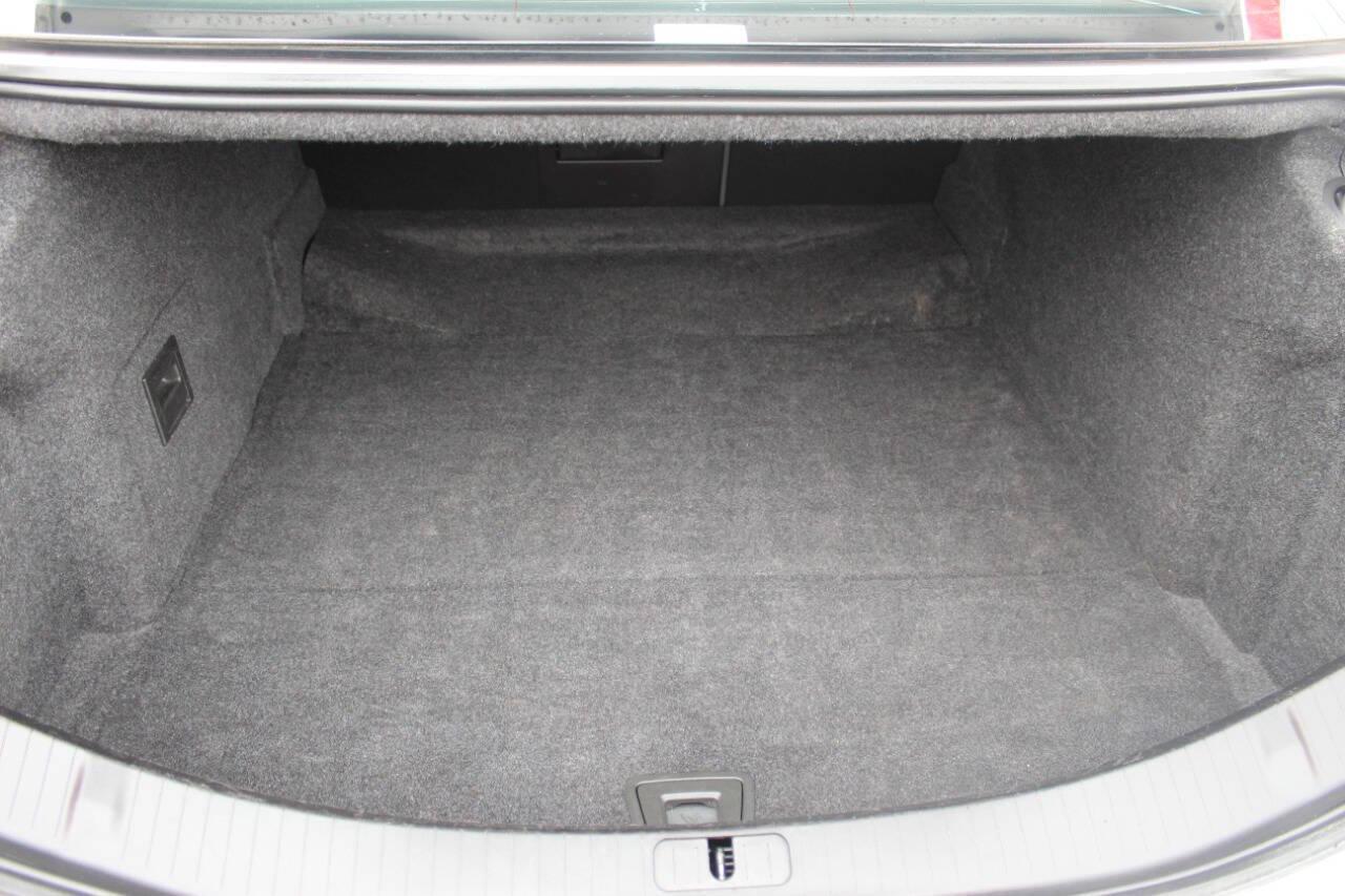 2017 Silver Cadillac XTS Luxury FWD (2G61M5S37H9) with an 3.6L V6 3.6L V6 engine, Automatic 6-Speed transmission, located at 4301 NW 39th , Oklahoma City, OK, 73112, (405) 949-5600, 35.512135, -97.598671 - NO DRIVERS LICENCE -NO FULL COVERAGE INSURANCE - NO CREDIT CHECK. COME ON OVER TO SUPERSPORTS, TAKE A LOOK AND TEST DRIVE. PLEASE GIVE US A CALL AT (405) 949-5600. NO LICENCIA DE CONDUCIR - NO SEGURO DE COBERTURA TOTAL - NO VERIFICACION DE CREDITO. VISITENOS EN SUPERSPORTS, MIRE NUESTRO - Photo#12