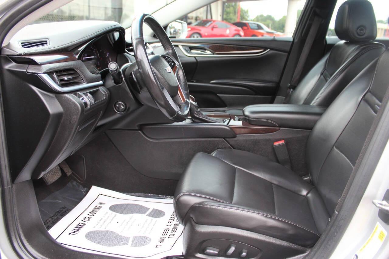 2017 Silver Cadillac XTS Luxury FWD (2G61M5S37H9) with an 3.6L V6 3.6L V6 engine, Automatic 6-Speed transmission, located at 4301 NW 39th , Oklahoma City, OK, 73112, (405) 949-5600, 35.512135, -97.598671 - NO DRIVERS LICENCE -NO FULL COVERAGE INSURANCE - NO CREDIT CHECK. COME ON OVER TO SUPERSPORTS, TAKE A LOOK AND TEST DRIVE. PLEASE GIVE US A CALL AT (405) 949-5600. NO LICENCIA DE CONDUCIR - NO SEGURO DE COBERTURA TOTAL - NO VERIFICACION DE CREDITO. VISITENOS EN SUPERSPORTS, MIRE NUESTRO - Photo#15