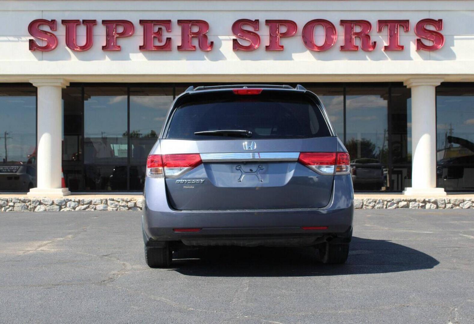 2016 Gray Honda Odyssey EX-L (5FNRL5H62GB) with an 3.5L V6 SOHC 24V engine, 6A transmission, located at 4301 NW 39th , Oklahoma City, OK, 73112, (405) 949-5600, 35.512135, -97.598671 - NO DRIVERS LICENSE - NO FULL COVERAGE INSURANCE - NO CREDIT CHECK. COME ON OVER TO SUPERSPORTS AND TAKE A LOOK AND TEST DRIVE. PLEASE GIVE US A CALL AT (405) 949-5600. NO LICENCIA DE MANEJAR - NO SEGURO DE COBERTURA TOTAL - NO VERIFICACION DE CREDITO. POR FAVOR VENGAN A SUPERSPORTS, ECH - Photo#4