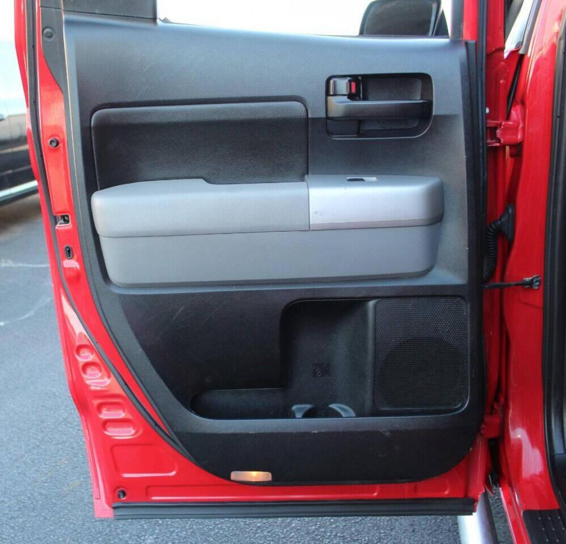2007 Red Toyota Tundra SR5 Double Cab LB 2WD (5TFCT54177X) with an 4.7L V8 DOHC 32V engine, 5-Speed Automatic Overdrive transmission, located at 4301 NW 39th , Oklahoma City, OK, 73112, (405) 949-5600, 35.512135, -97.598671 - Photo#12