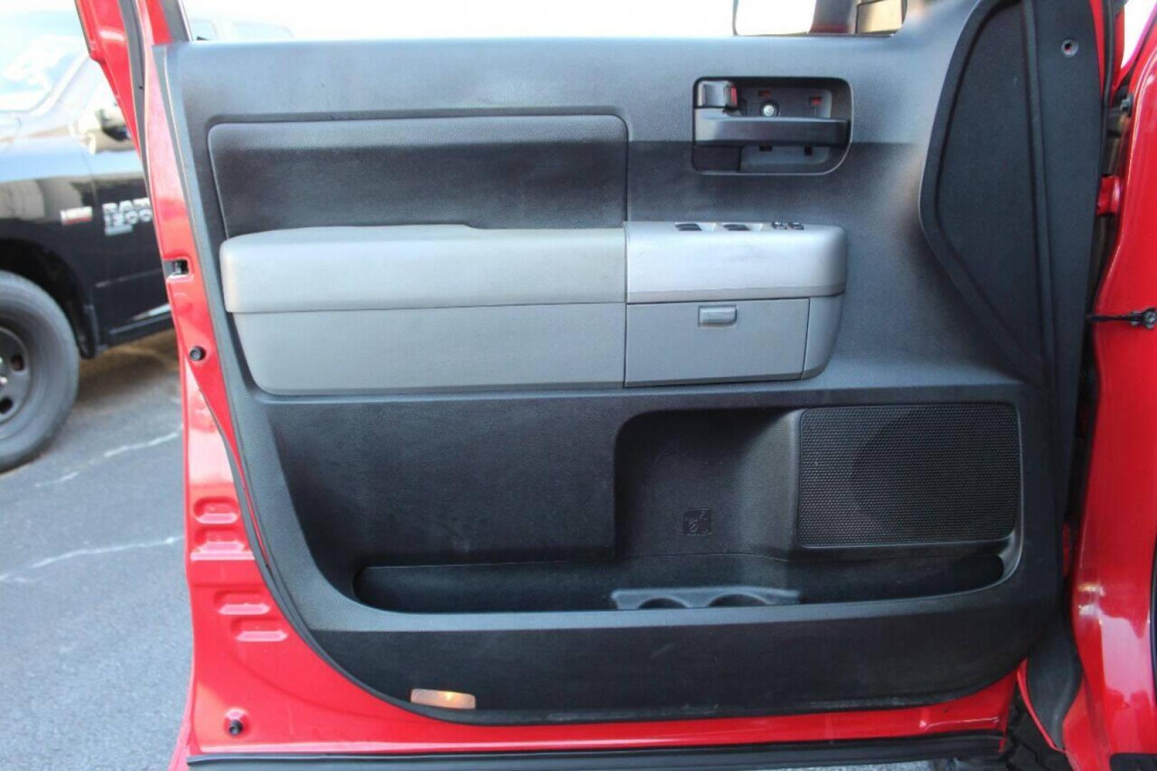 2007 Red Toyota Tundra SR5 Double Cab LB 2WD (5TFCT54177X) with an 4.7L V8 DOHC 32V engine, 5-Speed Automatic Overdrive transmission, located at 4301 NW 39th , Oklahoma City, OK, 73112, (405) 949-5600, 35.512135, -97.598671 - Photo#14