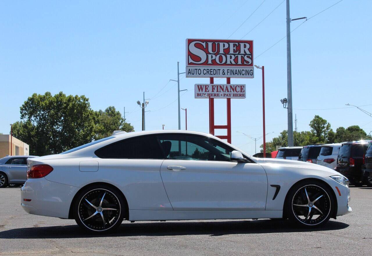 2014 White BMW 4 Series 428i coupe (WBA3N3C55EK) with an 2.0L I4 Turbocharger 2.0L I4 engine, Automatic 8-Speed transmission, located at 4301 NW 39th , Oklahoma City, OK, 73112, (405) 949-5600, 35.512135, -97.598671 - NO DRIVERS LICENCE NO-FULL COVERAGE INSURANCE-NO CREDIT CHECK. COME ON OVER TO SUPERSPORTS AND TAKE A LOOK AND TEST DRIVE PLEASE GIVE US A CALL AT (405) 949-5600. NO LICENSIA DE MANEJAR- NO SEGURO DE COBERTURA TOTAL- NO VERIFICACCION DE CREDITO. POR FAVOR VENGAN A SUPERSPORTS, ECHE UN VISTAZO Y - Photo#3