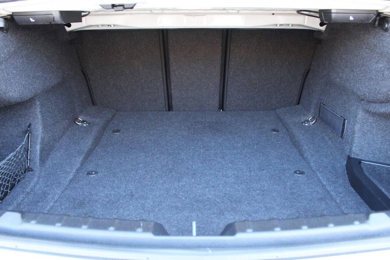 2014 White BMW 4 Series 428i coupe (WBA3N3C55EK) with an 2.0L I4 Turbocharger 2.0L I4 engine, Automatic 8-Speed transmission, located at 4301 NW 39th , Oklahoma City, OK, 73112, (405) 949-5600, 35.512135, -97.598671 - NO DRIVERS LICENCE NO-FULL COVERAGE INSURANCE-NO CREDIT CHECK. COME ON OVER TO SUPERSPORTS AND TAKE A LOOK AND TEST DRIVE PLEASE GIVE US A CALL AT (405) 949-5600. NO LICENSIA DE MANEJAR- NO SEGURO DE COBERTURA TOTAL- NO VERIFICACCION DE CREDITO. POR FAVOR VENGAN A SUPERSPORTS, ECHE UN VISTAZO Y - Photo#11