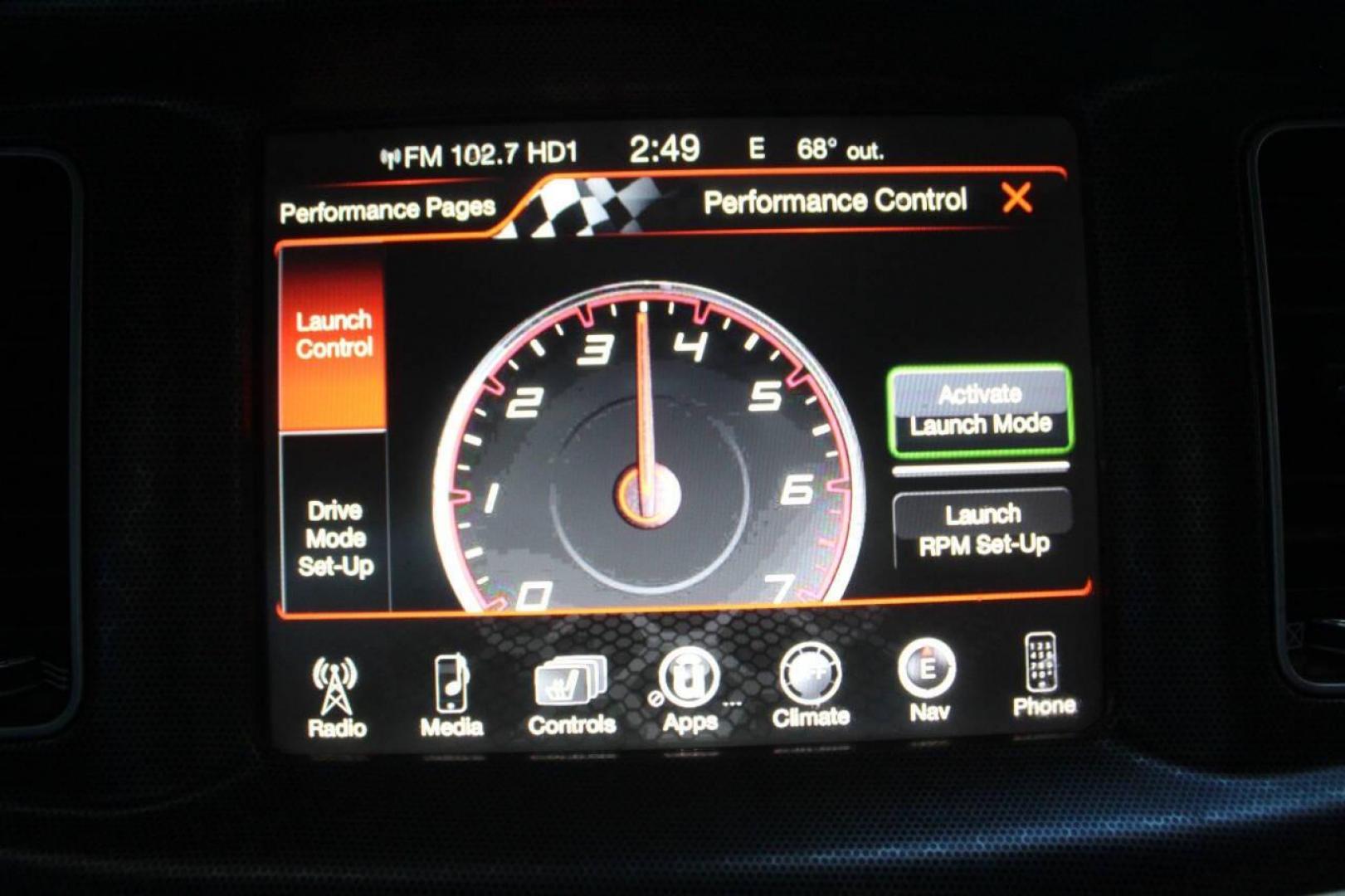 2015 Gray Dodge Charger R/T (2C3CDXCTXFH) with an 5.7L V8 OHV 16V engine, 8-Speed Automatic transmission, located at 4301 NW 39th , Oklahoma City, OK, 73112, (405) 949-5600, 35.512135, -97.598671 - NO DRIVERS LICENCE NO-FULL COVERAGE INSURANCE-NO CREDIT CHECK. COME ON OVER TO SUPERSPORTS AND TAKE A LOOK AND TEST DRIVE. PLEASE GIVE US A CALL AT (405) 949-5600. NO LICENSIA DE MANEJAR- NO SEGURO DE COBERTURA TOTAL- NO VERIFICACCION DE CREDITO. POR FAVOR VENGAN A SUPERSPORTS, ECHE UN - Photo#18