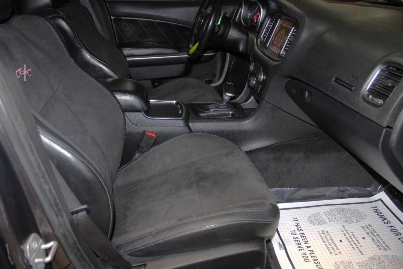 2015 Gray Dodge Charger R/T (2C3CDXCTXFH) with an 5.7L V8 OHV 16V engine, 8-Speed Automatic transmission, located at 4301 NW 39th , Oklahoma City, OK, 73112, (405) 949-5600, 35.512135, -97.598671 - NO DRIVERS LICENCE NO-FULL COVERAGE INSURANCE-NO CREDIT CHECK. COME ON OVER TO SUPERSPORTS AND TAKE A LOOK AND TEST DRIVE. PLEASE GIVE US A CALL AT (405) 949-5600. NO LICENSIA DE MANEJAR- NO SEGURO DE COBERTURA TOTAL- NO VERIFICACCION DE CREDITO. POR FAVOR VENGAN A SUPERSPORTS, ECHE UN - Photo#8