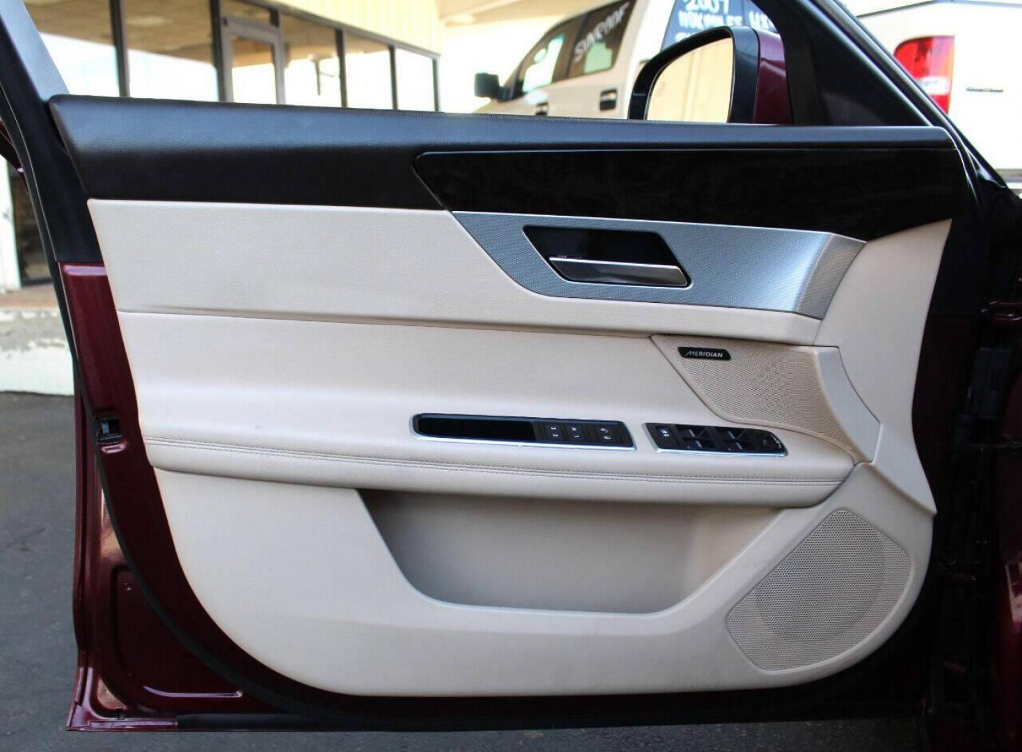2016 Burgundy Jaguar XF-Series XF Prestige (SAJBE4BV1GC) with an 3.0L V6 DOHC 24V SUPERCHARGED engine, 8A transmission, located at 4301 NW 39th , Oklahoma City, OK, 73112, (405) 949-5600, 35.512135, -97.598671 - NO DRIVERS LICENCE NO-FULL COVERAGE INSURANCE-NO CREDIT CHECK. COME ON OVER TO SUPERSPORTS AND TAKE A LOOK AND TEST DRIVE PLEASE GIVE US A CALL AT (405) 949-5600. NO LICENSIA DE MANEJAR- NO SEGURO DE COBERTURA TOTAL- NO VERIFICACCION DE CREDITO. POR FAVOR VENGAN A SUPERSPORTS, ECHE UN V - Photo#14