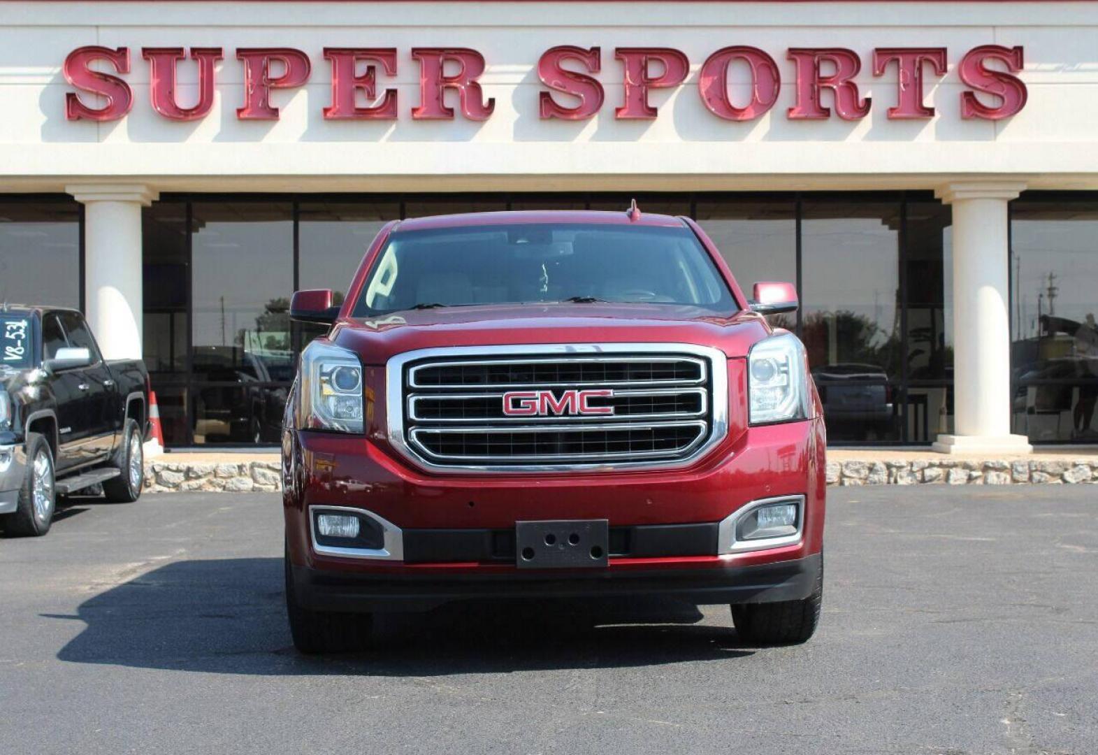 2017 Maroon GMC Yukon SLE 2WD (1GKS1AKC1HR) with an 5.3L V8 OHV 16V engine, 6A transmission, located at 4301 NW 39th , Oklahoma City, OK, 73112, (405) 949-5600, 35.512135, -97.598671 - NO DRIVERS LICENCE NO-FULL COVERAGE INSURANCE-NO CREDIT CHECK. COME ON OVER TO SUPERSPORTS AND TAKE A LOOK AND TEST DRIVE. PLEASE GIVE US A CALL AT (405) 949-5600. NO LICENSIA DE MANEJAR- NO SEGURO DE COBERTURA TOTAL- NO VERIFICACCION DE CREDITO. POR FAVOR VENGAN A SUPERSPORTS, ECHE UN - Photo#2