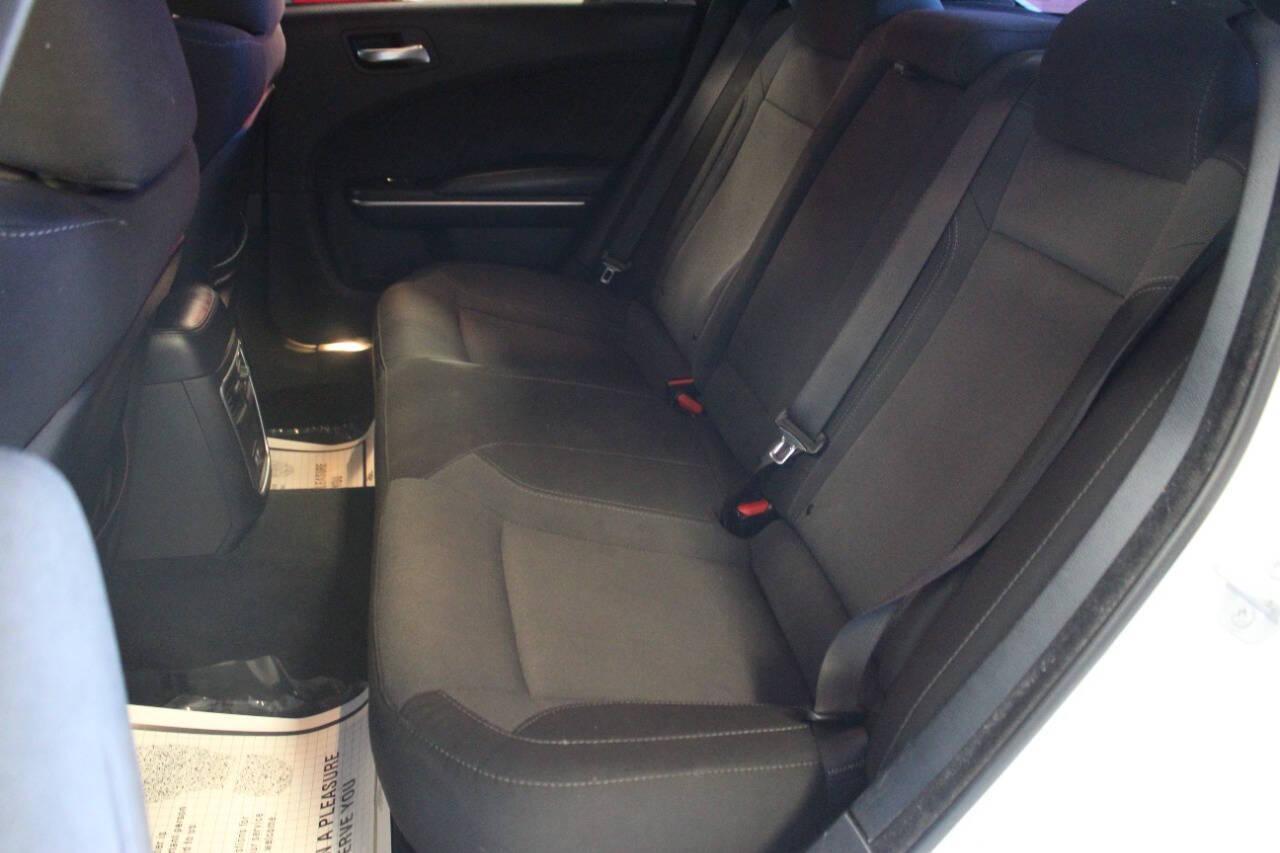 2019 White Dodge Charger SXT (2C3CDXBG8KH) with an 3.6L V6 DOHC 24V engine, 8A transmission, located at 4301 NW 39th , Oklahoma City, OK, 73112, (405) 949-5600, 35.512135, -97.598671 - NO DRIVERS LICENCE -NO FULL COVERAGE INSURANCE - NO CREDIT CHECK. COME ON OVER TO SUPERSPORTS, TAKE A LOOK AND TEST DRIVE. PLEASE GIVE US A CALL AT (405) 949-5600. NO LICENCIA DE CONDUCIR - NO SEGURO DE COBERTURA TOTAL - NO VERIFICACION DE CREDITO. VISITENOS EN SUPERSPORTS, MIRE NUESTRO - Photo#12