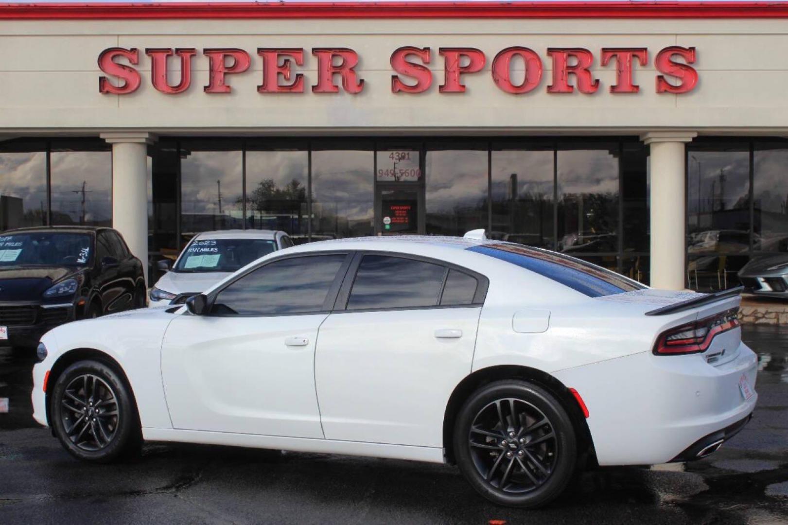2019 White Dodge Charger GT AWD (2C3CDXJG3KH) with an 3.6L V6 DOHC 24V engine, 8A transmission, located at 4301 NW 39th , Oklahoma City, OK, 73112, (405) 949-5600, 35.512135, -97.598671 - NO DRIVERS LICENCE NO-FULL COVERAGE INSURANCE-NO CREDIT CHECK. COME ON OVER TO SUPERSPORTS AND TAKE A LOOK AND TEST DRIVE. PLEASE GIVE US A CALL AT (405) 949-5600. NO LICENSIA DE MANEJAR- NO SEGURO DE COBERTURA TOTAL- NO VERIFICACCION DE CREDITO. POR FAVOR VENGAN A SUPERSPORTS, ECHE UN - Photo#4