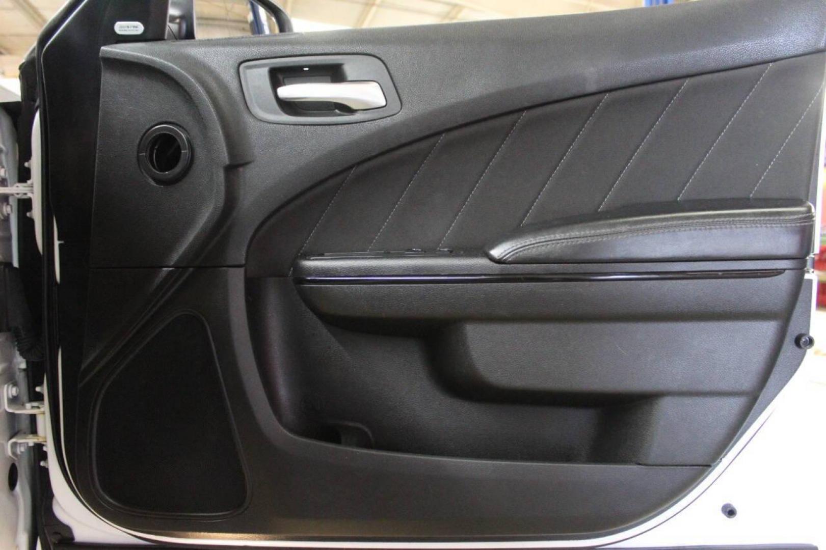 2019 White Dodge Charger GT AWD (2C3CDXJG3KH) with an 3.6L V6 DOHC 24V engine, 8A transmission, located at 4301 NW 39th , Oklahoma City, OK, 73112, (405) 949-5600, 35.512135, -97.598671 - NO DRIVERS LICENCE NO-FULL COVERAGE INSURANCE-NO CREDIT CHECK. COME ON OVER TO SUPERSPORTS AND TAKE A LOOK AND TEST DRIVE. PLEASE GIVE US A CALL AT (405) 949-5600. NO LICENSIA DE MANEJAR- NO SEGURO DE COBERTURA TOTAL- NO VERIFICACCION DE CREDITO. POR FAVOR VENGAN A SUPERSPORTS, ECHE UN - Photo#9
