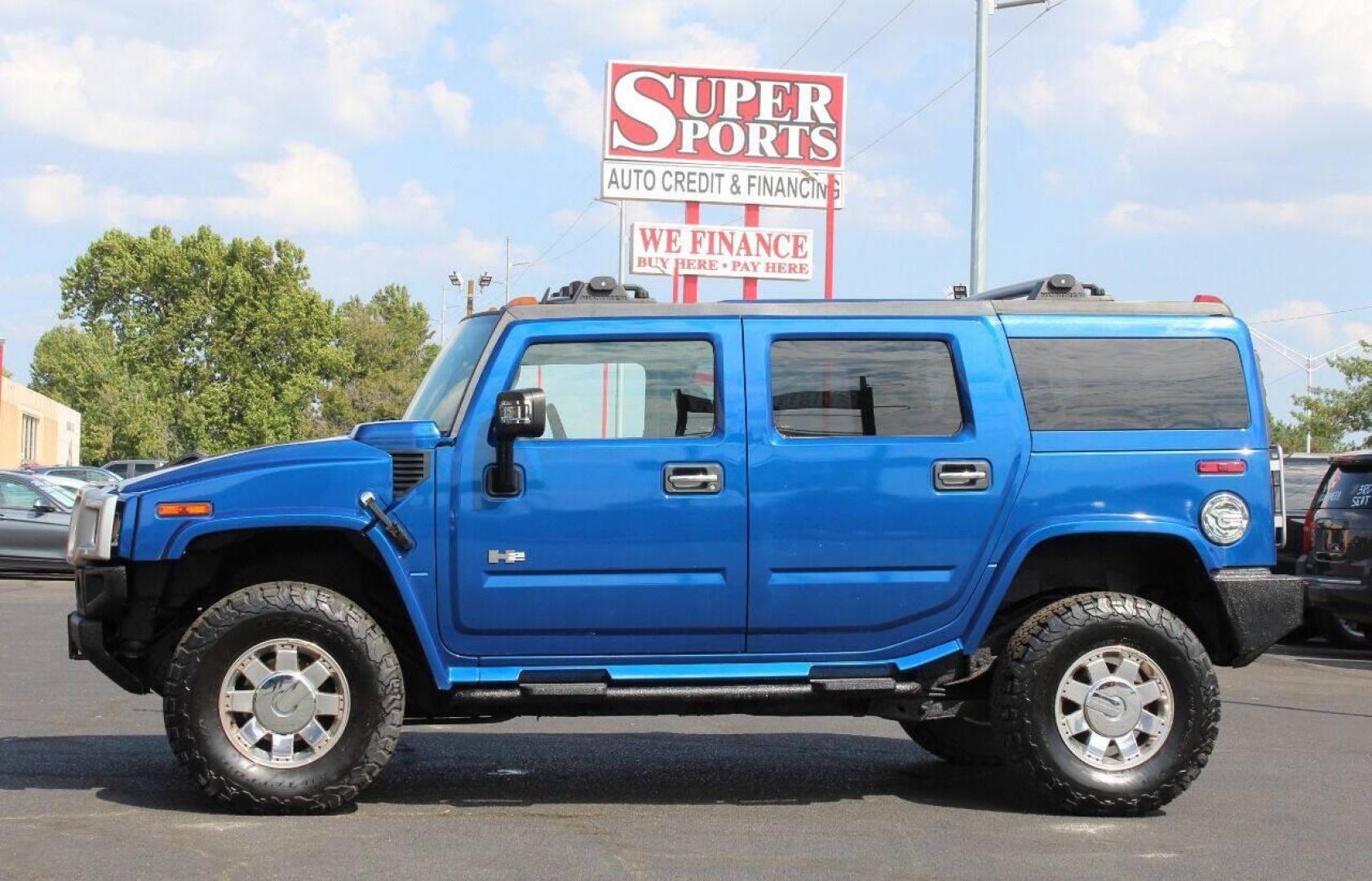 2006 Blue HUMMER H2 SUV (5GRGN23U16H) with an 6.0L V8 6.0L V8 engine, Automatic 4-Speed transmission, located at 4301 NW 39th , Oklahoma City, OK, 73112, (405) 949-5600, 35.512135, -97.598671 - NO DRIVERS LICENCE NO-FULL COVERAGE INSURANCE-NO CREDIT CHECK. COME ON OVER TO SUPERSPORTS AND TAKE A LOOK AND TEST DRIVE PLEASE GIVE US A CALL AT (405) 949-5600. NO LICENSIA DE MANEJAR- NO SEGURO DE COBERTURA TOTAL- NO VERIFICACCION DE CREDITO. POR FAVOR VENGAN A SUPERSPORTS, ECHE UN VIS - Photo#6