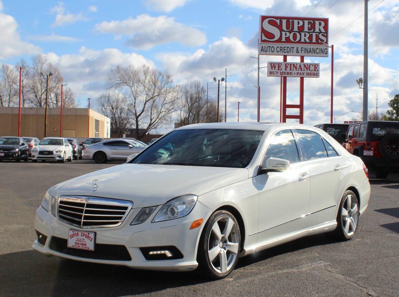 2011 White Mercedes-Benz E-Class E350 Sedan (WDDHF5GB7BA) with an 3.5L V6 DOHC 24V engine, 7-Speed Automatic transmission, located at 4301 NW 39th , Oklahoma City, OK, 73112, (405) 949-5600, 35.512135, -97.598671 - NO DRIVERS LICENSE - NO FULL COVERAGE INSURANCE - NO CREDIT CHECK. COME ON OVER TO SUPERSPORTS AND TAKE A LOOK AND TEST DRIVE PLEASE GIVE US A CALL AT (405) 949-5600. NO LICENCIA DE MANEJAR- NO SEGURO DE COBERTURA TOTAL- NO VERIFICACION DE CREDITO. POR FAVOR VENGAN A SUPERSPORTS, ECHE U - Photo#6