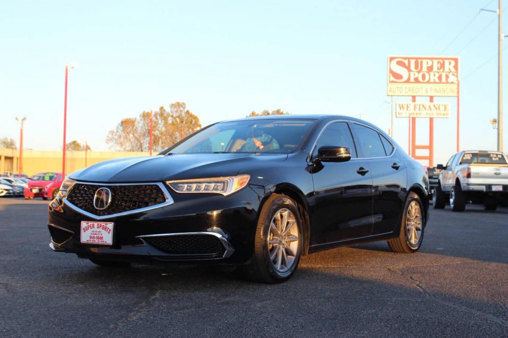2018 Black Acura TLX Base 2.4L (19UUB1F31JA) with an 2.4L L4 DOHC 16V engine, 8A transmission, located at 4301 NW 39th , Oklahoma City, OK, 73112, (405) 949-5600, 35.512135, -97.598671 - NO DRIVERS LICENCE -NO FULL COVERAGE INSURANCE - NO CREDIT CHECK. COME ON OVER TO SUPERSPORTS, TAKE A LOOK AND TEST DRIVE. PLEASE GIVE US A CALL AT (405) 949-5600. NO LICENCIA DE CONDUCIR - NO SEGURO DE COBERTURA TOTAL - NO VERIFICACION DE CREDITO. VISITENOS EN SUPERSPORTS, MIRE - Photo#6