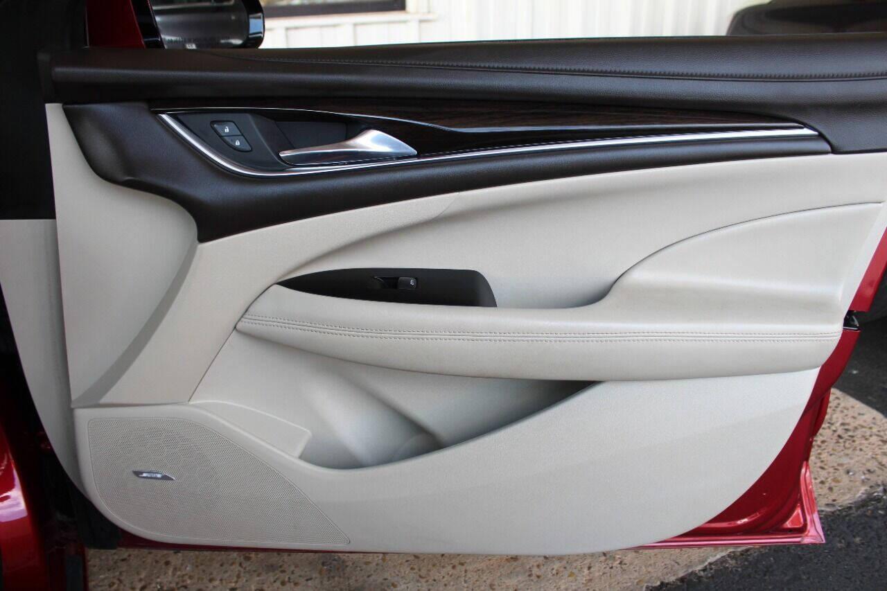 2018 Maroon Buick LaCrosse Premium (1G4ZR5SS8JU) with an 3.6L V6 DOHC 24V engine, 8A transmission, located at 4301 NW 39th , Oklahoma City, OK, 73112, (405) 949-5600, 35.512135, -97.598671 - NO DRIVERS LICENCE -NO FULL COVERAGE INSURANCE - NO CREDIT CHECK. COME ON OVER TO SUPERSPORTS, TAKE A LOOK AND TEST DRIVE. PLEASE GIVE US A CALL AT (405) 949-5600. NO LICENCIA DE CONDUCIR - NO SEGURO DE COBERTURA TOTAL - NO VERIFICACION DE CREDITO. VISITENOS EN SUPERSPORTS, MIRE NUESTRO - Photo#8