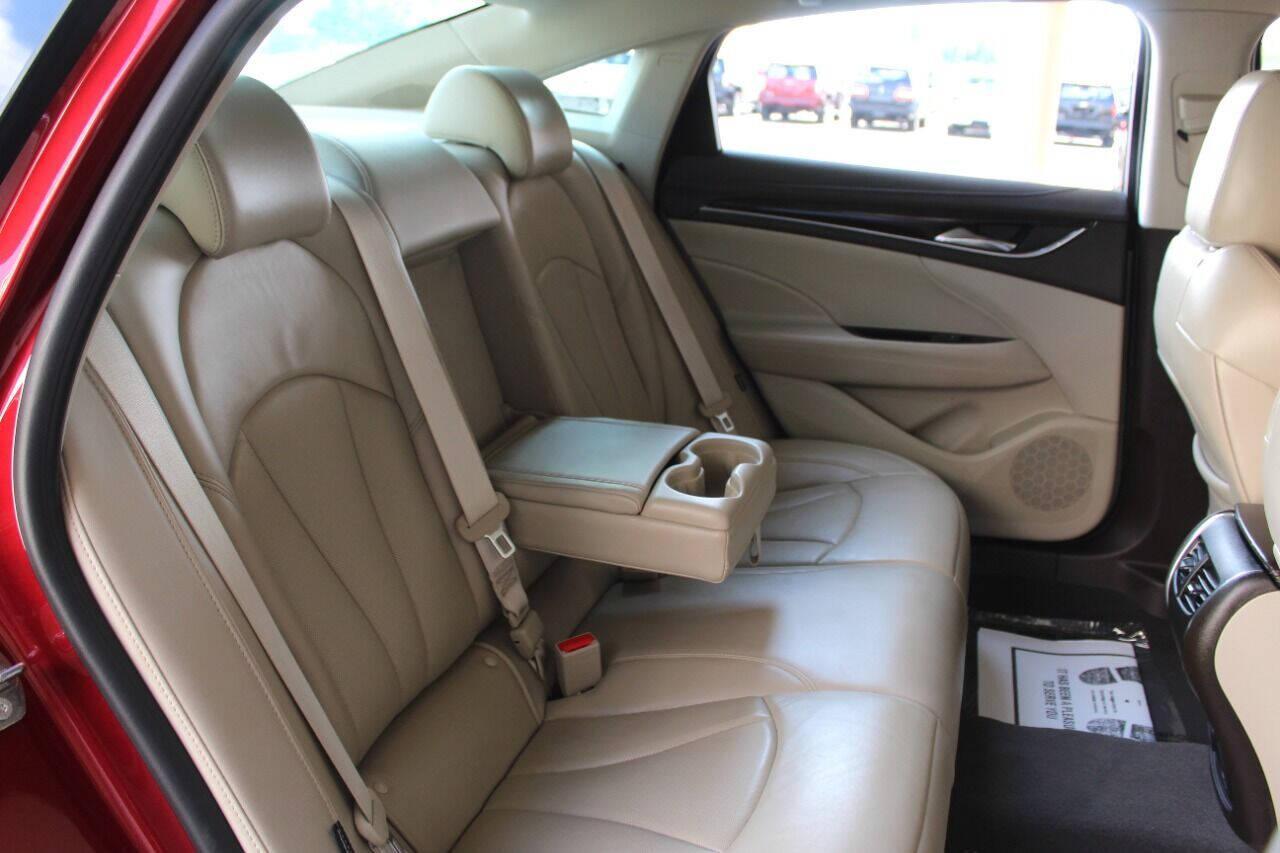 2018 Maroon Buick LaCrosse Premium (1G4ZR5SS8JU) with an 3.6L V6 DOHC 24V engine, 8A transmission, located at 4301 NW 39th , Oklahoma City, OK, 73112, (405) 949-5600, 35.512135, -97.598671 - NO DRIVERS LICENCE -NO FULL COVERAGE INSURANCE - NO CREDIT CHECK. COME ON OVER TO SUPERSPORTS, TAKE A LOOK AND TEST DRIVE. PLEASE GIVE US A CALL AT (405) 949-5600. NO LICENCIA DE CONDUCIR - NO SEGURO DE COBERTURA TOTAL - NO VERIFICACION DE CREDITO. VISITENOS EN SUPERSPORTS, MIRE NUESTRO - Photo#11