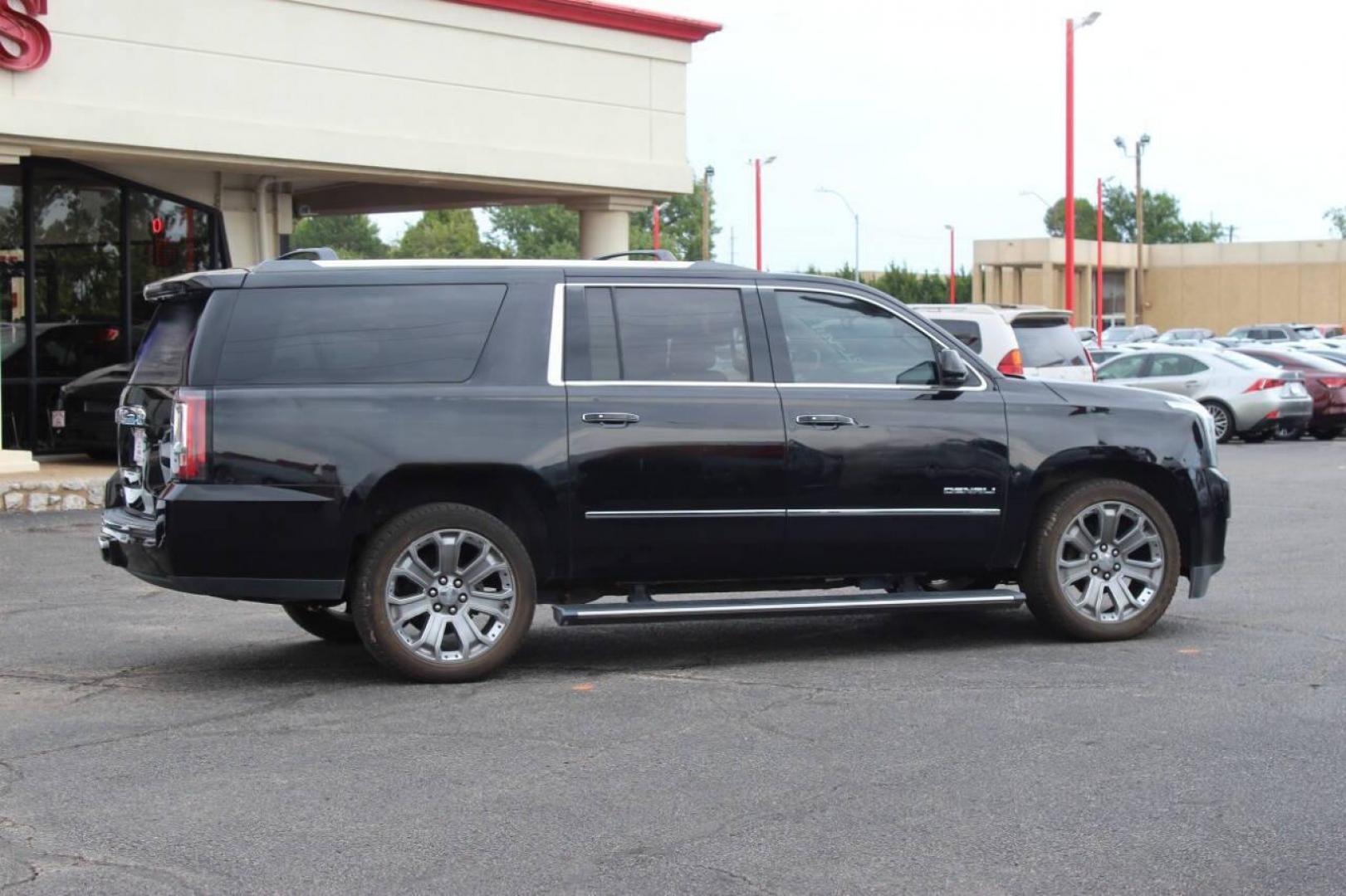 2016 Black GMC Yukon XL Denali 4WD (1GKS2HKJXGR) with an 6.2L V8 OHV 16V engine, 6A transmission, located at 4301 NW 39th , Oklahoma City, OK, 73112, (405) 949-5600, 35.512135, -97.598671 - NO DRIVERS LICENCE -NO FULL COVERAGE INSURANCE - NO CREDIT CHECK. COME ON OVER TO SUPERSPORTS, TAKE A LOOK AND TEST DRIVE. PLEASE GIVE US A CALL AT (405) 949-5600. NO LICENCIA DE CONDUCIR - NO SEGURO DE COBERTURA TOTAL - NO VERIFICACION DE CREDITO. VISITENOS EN SUPERSPORTS, MIRE NUESTRO - Photo#2