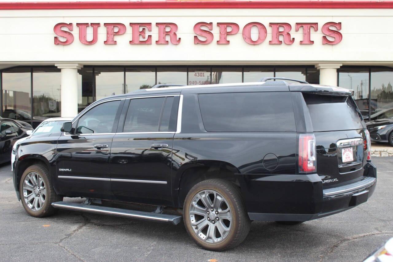 2016 Black GMC Yukon XL Denali 4WD (1GKS2HKJXGR) with an 6.2L V8 OHV 16V engine, 6A transmission, located at 4301 NW 39th , Oklahoma City, OK, 73112, (405) 949-5600, 35.512135, -97.598671 - NO DRIVERS LICENCE -NO FULL COVERAGE INSURANCE - NO CREDIT CHECK. COME ON OVER TO SUPERSPORTS, TAKE A LOOK AND TEST DRIVE. PLEASE GIVE US A CALL AT (405) 949-5600. NO LICENCIA DE CONDUCIR - NO SEGURO DE COBERTURA TOTAL - NO VERIFICACION DE CREDITO. VISITENOS EN SUPERSPORTS, MIRE NUESTRO - Photo#4
