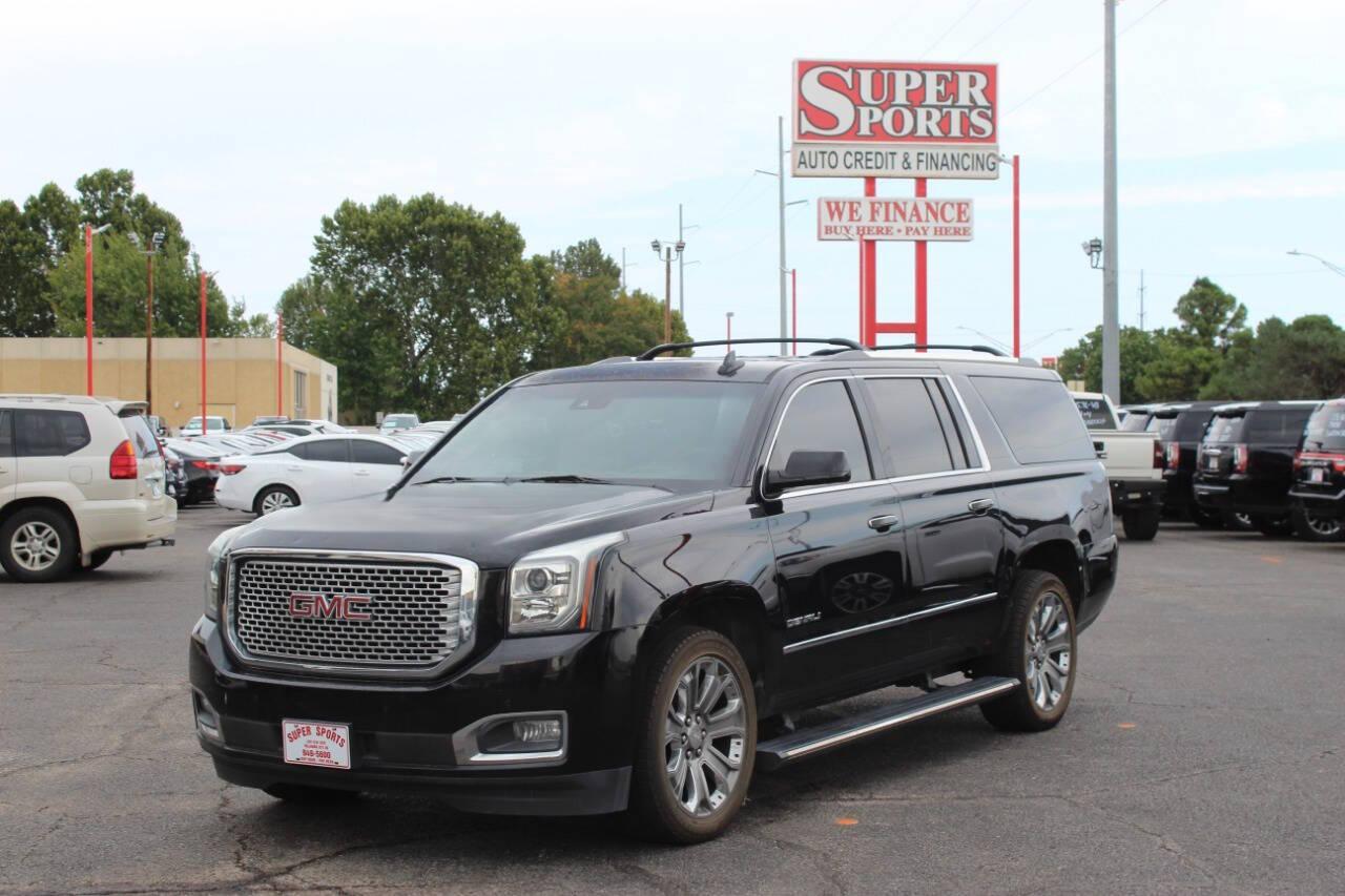 2016 Black GMC Yukon XL Denali 4WD (1GKS2HKJXGR) with an 6.2L V8 OHV 16V engine, 6A transmission, located at 4301 NW 39th , Oklahoma City, OK, 73112, (405) 949-5600, 35.512135, -97.598671 - NO DRIVERS LICENCE -NO FULL COVERAGE INSURANCE - NO CREDIT CHECK. COME ON OVER TO SUPERSPORTS, TAKE A LOOK AND TEST DRIVE. PLEASE GIVE US A CALL AT (405) 949-5600. NO LICENCIA DE CONDUCIR - NO SEGURO DE COBERTURA TOTAL - NO VERIFICACION DE CREDITO. VISITENOS EN SUPERSPORTS, MIRE NUESTRO - Photo#6