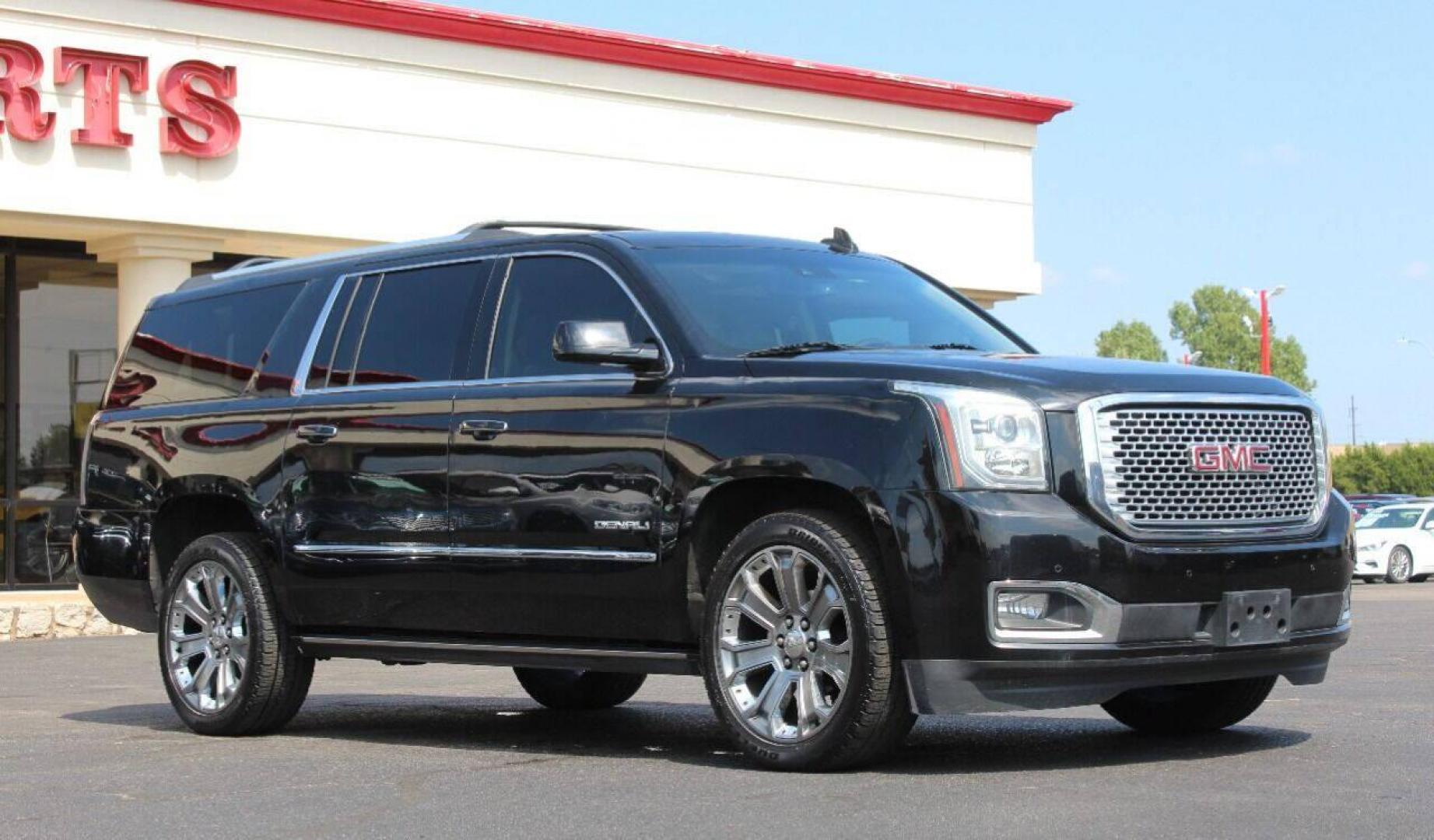 2016 Black GMC Yukon XL Denali 4WD (1GKS2HKJXGR) with an 6.2L V8 OHV 16V engine, 6A transmission, located at 4301 NW 39th , Oklahoma City, OK, 73112, (405) 949-5600, 35.512135, -97.598671 - NO DRIVERS LICENSE - NO FULL COVERAGE INSURANCE - NO CREDIT CHECK. COME ON OVER TO SUPERSPORTS AND TAKE A LOOK AND TEST DRIVE. PLEASE GIVE US A CALL AT (405) 949-5600. NO LICENCIA DE MANEJAR - NO SEGURO DE COBERTURA TOTAL - NO VERIFICACION DE CREDITO. POR FAVOR VENGAN A SUPERSPORTS, ECH - Photo#2