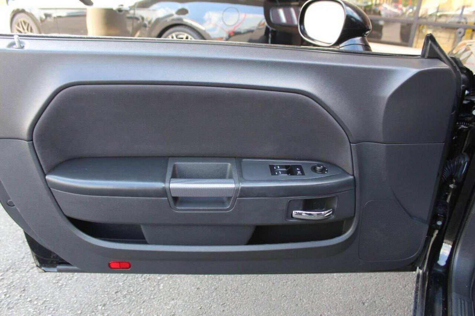 2014 Black Dodge Challenger R/T (2C3CDYBT3EH) with an 5.7L V8 OHV 16V engine, Manual 6-Speed transmission, located at 4301 NW 39th , Oklahoma City, OK, 73112, (405) 949-5600, 35.512135, -97.598671 - Photo#14