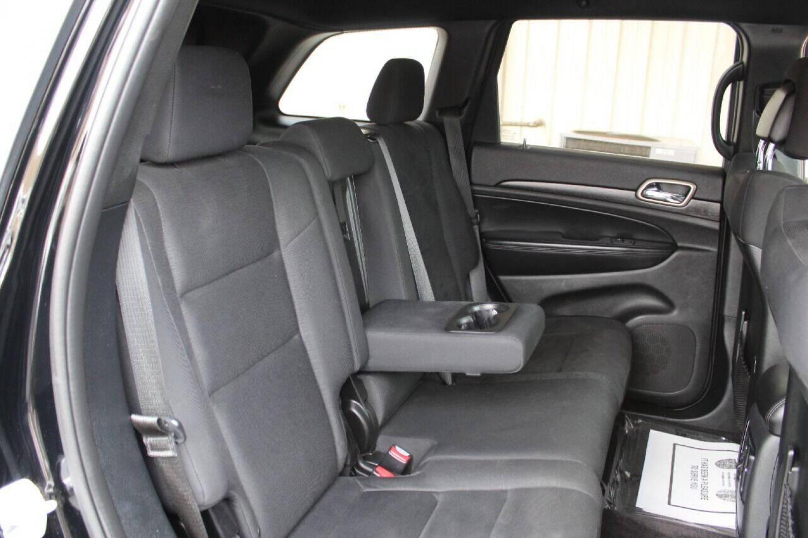 2017 Black Jeep Grand Cherokee Laredo 4WD (1C4RJFAG9HC) with an 3.6L V6 DOHC 24V engine, 8A transmission, located at 4301 NW 39th , Oklahoma City, OK, 73112, (405) 949-5600, 35.512135, -97.598671 - Photo#11