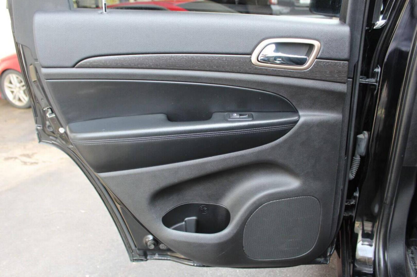 2017 Black Jeep Grand Cherokee Laredo 4WD (1C4RJFAG9HC) with an 3.6L V6 DOHC 24V engine, 8A transmission, located at 4301 NW 39th , Oklahoma City, OK, 73112, (405) 949-5600, 35.512135, -97.598671 - Photo#13