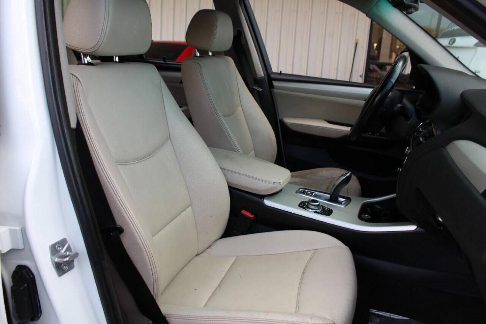 2012 White BMW X3 xDrive28i (5UXWX5C51CL) with an 3.0L L6 DOHC 24V engine, 8-Speed Automatic transmission, located at 4301 NW 39th , Oklahoma City, OK, 73112, (405) 949-5600, 35.512135, -97.598671 - NO DRIVERS LICENCE NO-FULL COVERAGE INSURANCE-NO CREDIT CHECK. COME ON OVER TO SUPERSPORTS AND TAKE A LOOK AND TEST DRIVE PLEASE GIVE US A CALL AT (405) 949-5600. NO LICENCIA DE MANEJAR- NO SEGURO DE COBERTURA TOTAL- NO VERIFICACCION DE CREDITO. POR FAVOR VENGAN A SUPERSPORTS, H - Photo#8