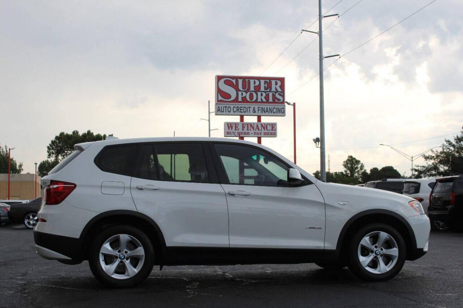 2012 White BMW X3 xDrive28i (5UXWX5C51CL) with an 3.0L L6 DOHC 24V engine, 8-Speed Automatic transmission, located at 4301 NW 39th , Oklahoma City, OK, 73112, (405) 949-5600, 35.512135, -97.598671 - NO DRIVERS LICENCE NO-FULL COVERAGE INSURANCE-NO CREDIT CHECK. COME ON OVER TO SUPERSPORTS AND TAKE A LOOK AND TEST DRIVE PLEASE GIVE US A CALL AT (405) 949-5600. NO LICENCIA DE MANEJAR- NO SEGURO DE COBERTURA TOTAL- NO VERIFICACCION DE CREDITO. POR FAVOR VENGAN A SUPERSPORTS, H - Photo#3
