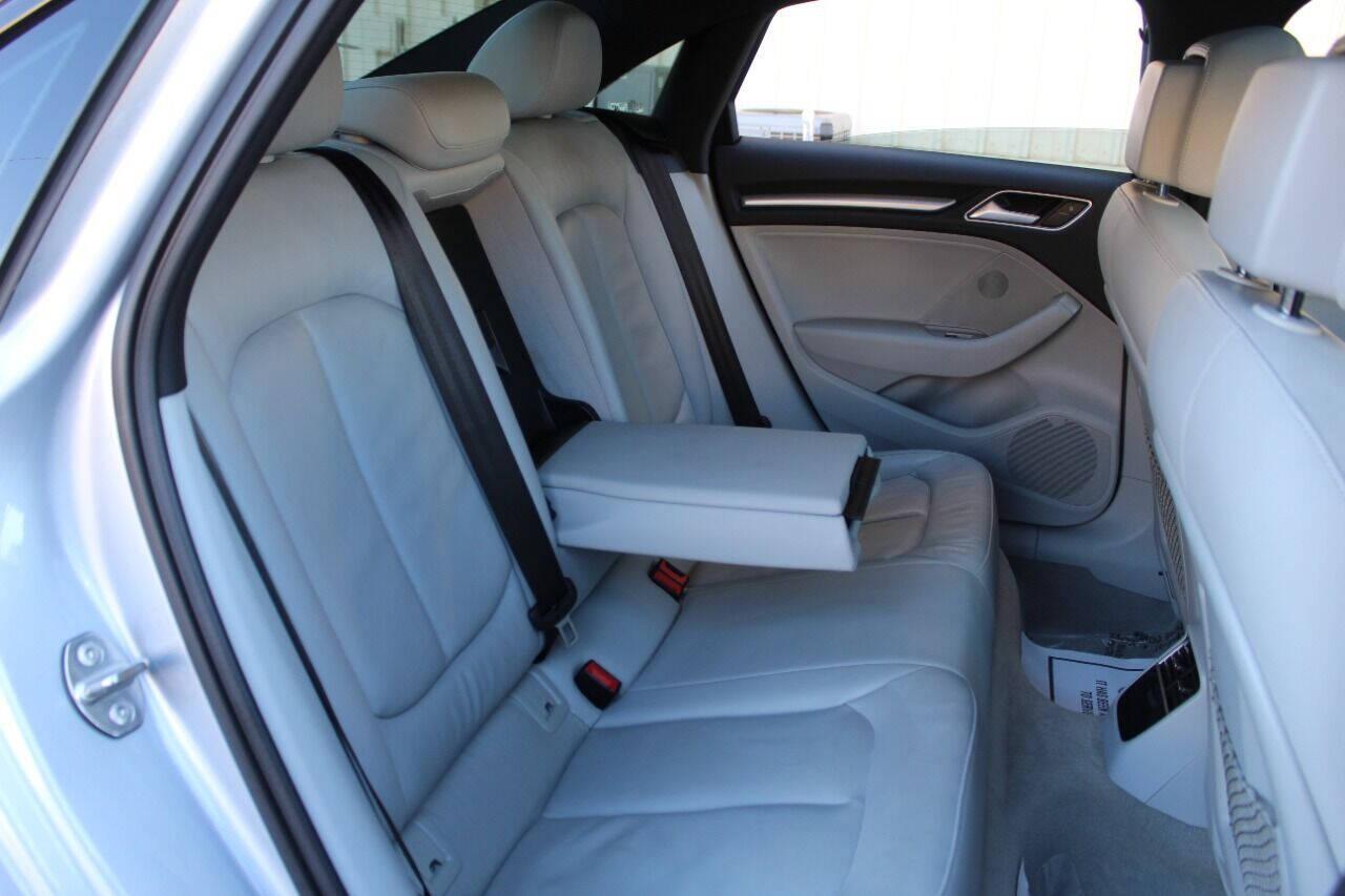 2016 Silver Audi A3 1.8T Premium FWD S tronic (WAUA7GFF7G1) with an 1.8L I4 Turbocharger 1.8L I4 engine, Automatic 6-Speed transmission, located at 4301 NW 39th , Oklahoma City, OK, 73112, (405) 949-5600, 35.512135, -97.598671 - NO DRIVERS LICENCE NO-FULL COVERAGE INSURANCE-NO CREDIT CHECK. COME ON OVER TO SUPERSPORTS AND TAKE A LOOK AND TEST DRIVE. PLEASE GIVE US A CALL AT (405) 949-5600. NO LICENCIA DE MANEJAR - NO SEGURO DE COBERTURA TOTAL - NO VERIFICACION DE CREDITO. POR FAVOR VENGAN A SUPERSPORTS, ECHE UN - Photo#11