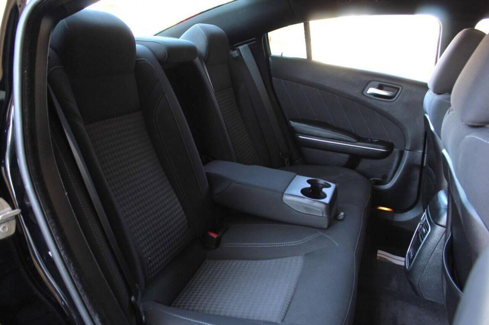 2018 Black Dodge Charger SXT (2C3CDXHG3JH) with an 3.6L V6 DOHC 24V engine, 8A transmission, located at 4301 NW 39th , Oklahoma City, OK, 73112, (405) 949-5600, 35.512135, -97.598671 - NO DRIVERS LICENSE - NOFULL COVERAGE INSURANCE - NO CREDIT CHECK. COME ON OVER TO SUPERSPORTS AND TAKE A LOOK AND TEST DRIVE. PLEASE GIVE US A CALL AT (405) 949-5600. NO LICENCIA DE MANEJAR - NO SEGURO DE COBERTURA TOTAL - NO VERIFICACION DE CREDITO. POR FAVOR VENGAN A SUPERSPORTS, ECHE - Photo#12