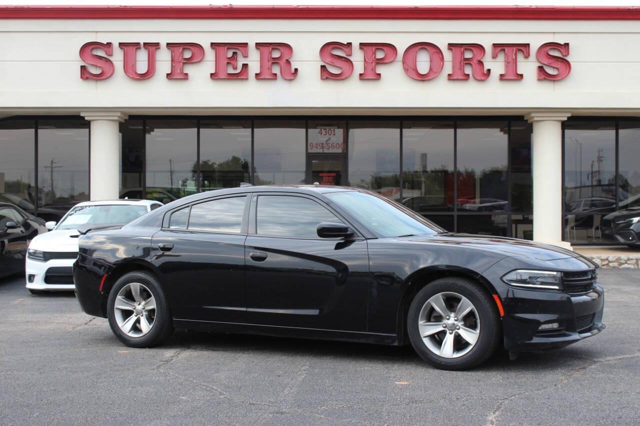 photo of 2018 Dodge Charger SXT Plus 4dr Sedan w/Cloth