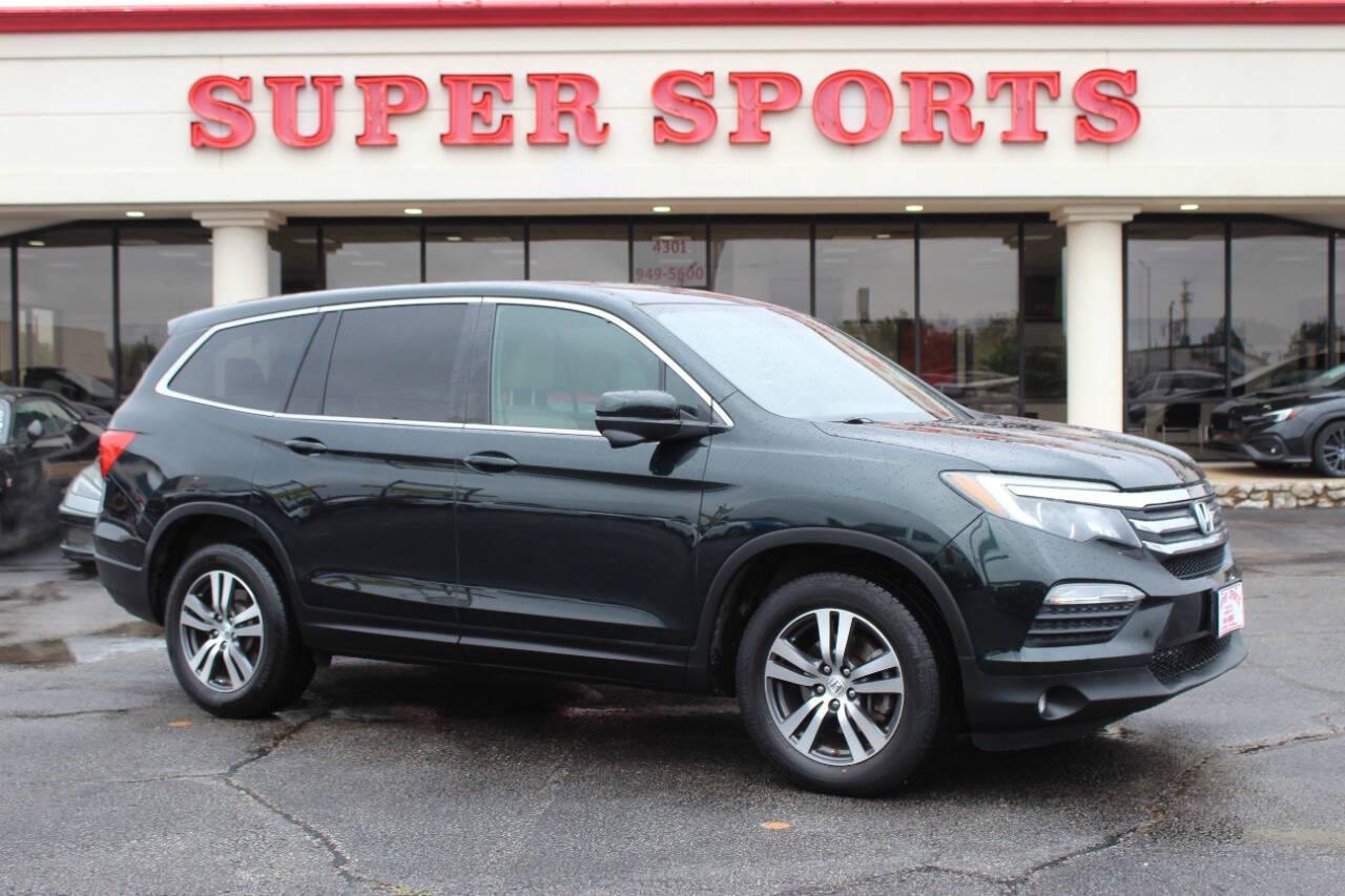 2016 Green Honda Pilot EXL 4WD (5FNYF6H53GB) with an 3.5L V6 SOHC 24V engine, 6-Speed Automatic transmission, located at 4301 NW 39th , Oklahoma City, OK, 73112, (405) 949-5600, 35.512135, -97.598671 - NO DRIVERS LICENCE - NO FULL COVERAGE INSURANCE - NO CREDIT CHECK. COME ON OVER TO SUPERSPORTS AND TAKE A LOOK AND TEST DRIVE. PLEASE GIVE US A CALL AT (405) 949-5600. NO LICENCIA DE MANEJAR - NO SEGURO DE COBERTURA TOTAL - NO VERIFICACION DE CREDITO. POR FAVOR VENGAN A SUPERSPORTS, ECH - Photo#0