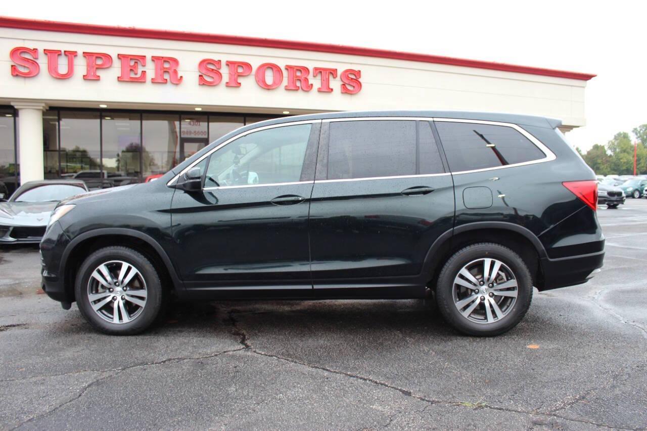 2016 Green Honda Pilot EXL 4WD (5FNYF6H53GB) with an 3.5L V6 SOHC 24V engine, 6-Speed Automatic transmission, located at 4301 NW 39th , Oklahoma City, OK, 73112, (405) 949-5600, 35.512135, -97.598671 - NO DRIVERS LICENCE - NO FULL COVERAGE INSURANCE - NO CREDIT CHECK. COME ON OVER TO SUPERSPORTS AND TAKE A LOOK AND TEST DRIVE. PLEASE GIVE US A CALL AT (405) 949-5600. NO LICENCIA DE MANEJAR - NO SEGURO DE COBERTURA TOTAL - NO VERIFICACION DE CREDITO. POR FAVOR VENGAN A SUPERSPORTS, ECH - Photo#6
