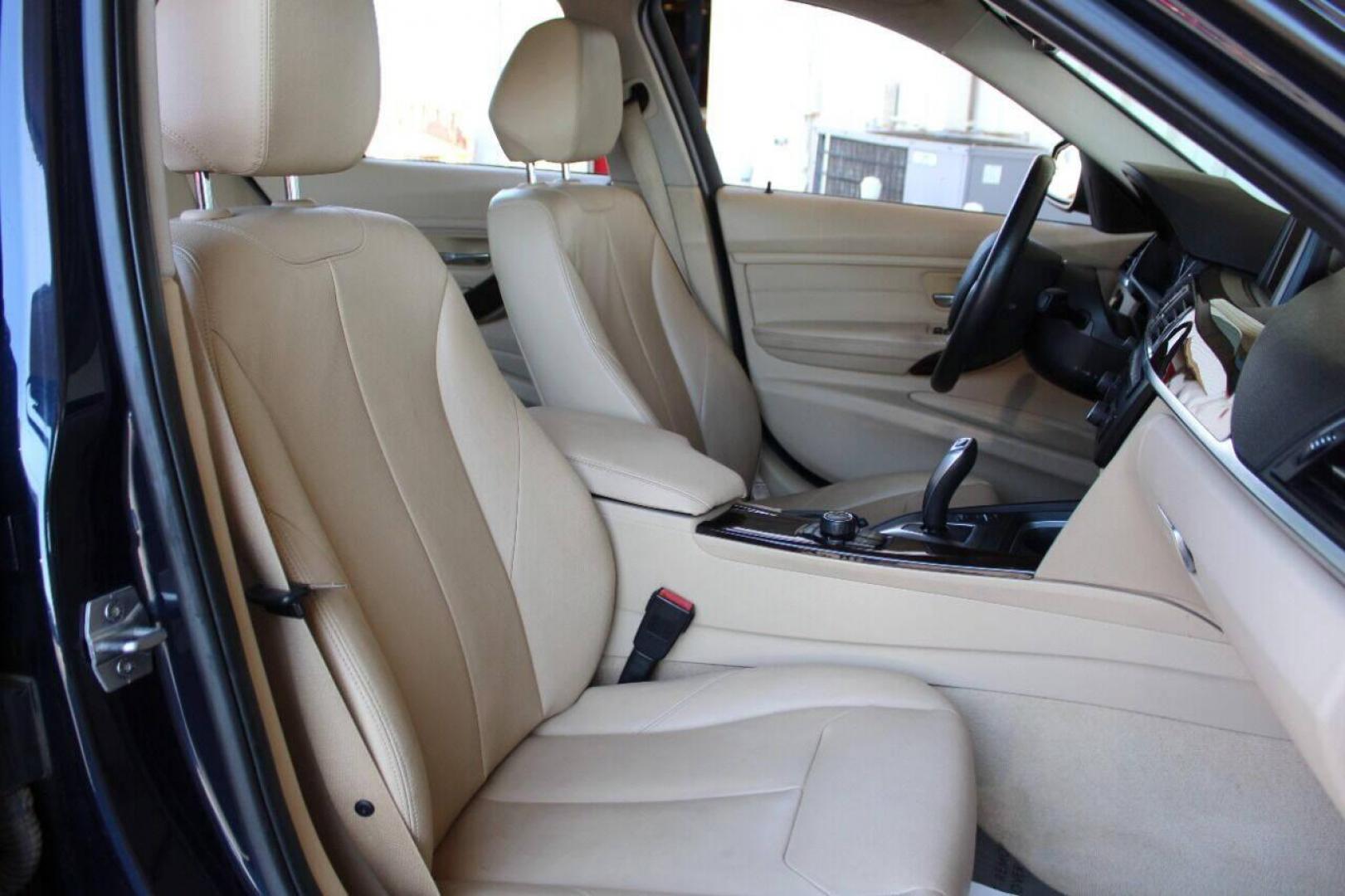 2015 Black BMW 3-Series 328i xDrive Sedan (WBA3B5G56FN) with an 2.0L L4 DOHC 16V engine, 8-Speed Automatic transmission, located at 4301 NW 39th , Oklahoma City, OK, 73112, (405) 949-5600, 35.512135, -97.598671 - Photo#9