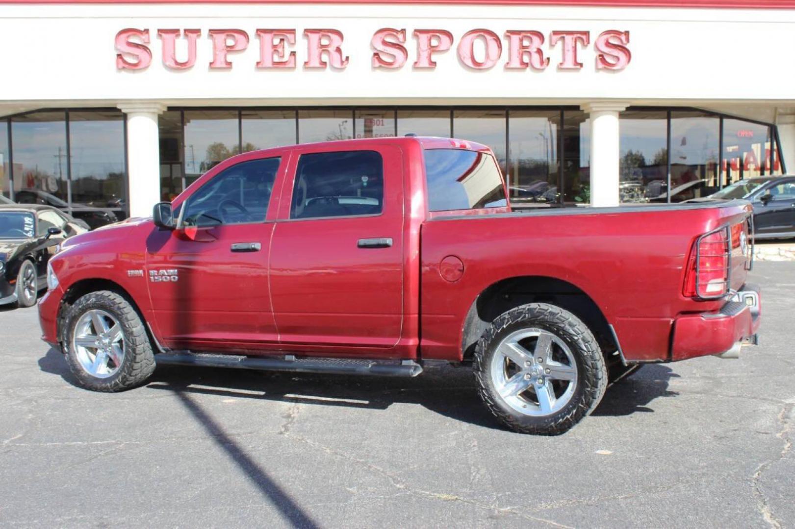2014 Red RAM 1500 Tradesman Crew Cab SWB 4WD (1C6RR7KT9ES) with an 5.7L V8 OHV 16V engine, 6-Speed Automatic transmission, located at 4301 NW 39th , Oklahoma City, OK, 73112, (405) 949-5600, 35.512135, -97.598671 - NO DRIVERS LICENCE -NO FULL COVERAGE INSURANCE - NO CREDIT CHECK.COME ON OVER TO SUPERSPORTS, TAKE A LOOK AND TEST DRIVE. PLEASE GIVE US A CALL AT (405) 949-5600. NO LICENCIA DE CONDUCIR - NO SEGURO DE COBERTURA TOTAL - NO VERIFICACION DE CREDITO. VISITENOS EN SUPERSPORTS, MIRE NUEST - Photo#4