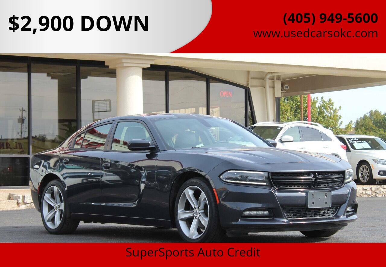 photo of 2017 Dodge Charger SXT 4dr Sedan