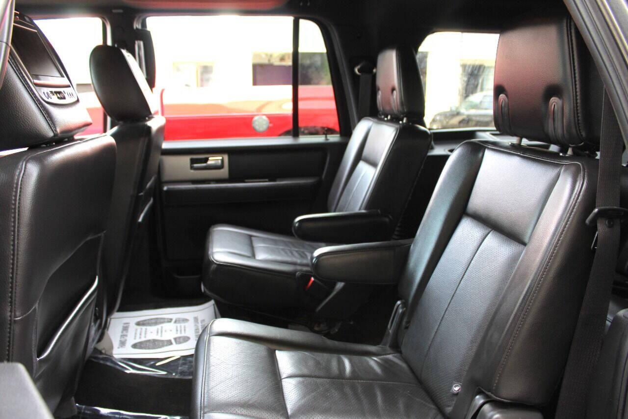 2014 Charcoal Ford Expedition EL Limited 2WD (1FMJK1K58EE) with an 5.4L V8 SOHC 16V FFV engine, 6-Speed Automatic transmission, located at 4301 NW 39th , Oklahoma City, OK, 73112, (405) 949-5600, 35.512135, -97.598671 - NO DRIVERS LICENCE NO - FULL COVERAGE INSURANCE - NO CREDIT CHECK. COME ON OVER TO SUPERSPORTS AND TAKE A LOOK AND TEST DRIVE. PLEASE GIVE US A CALL AT (405) 949-5600. NO LICENCIA DE MANEJAR - NO SEGURO DE COBERTURA TOTAL- NO VERIFICACION DE CREDITO. POR FAVOR VENGAN A SUPERSPORTS, ECHE - Photo#16